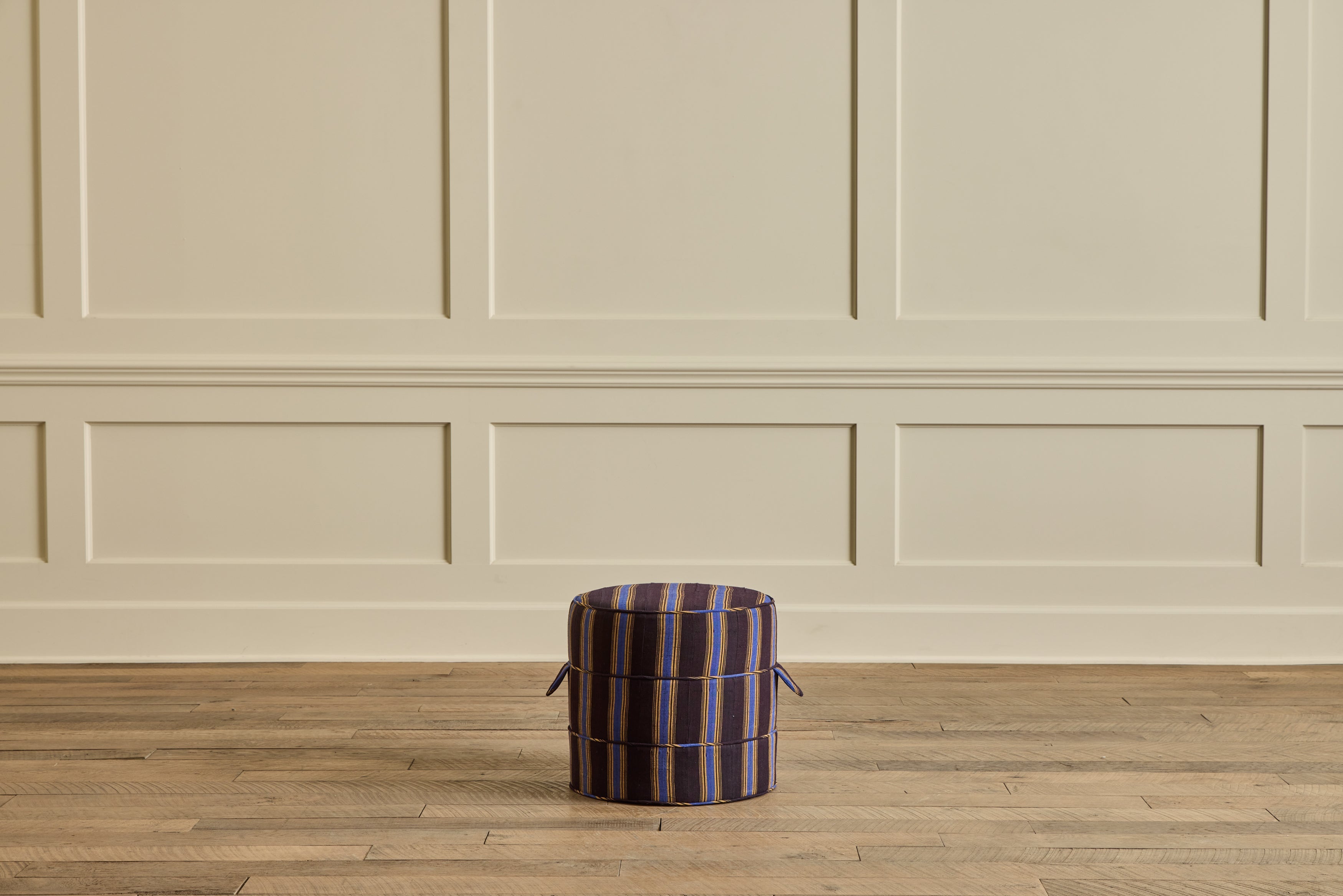 Nicky Kehoe - Round Hassock, 17"