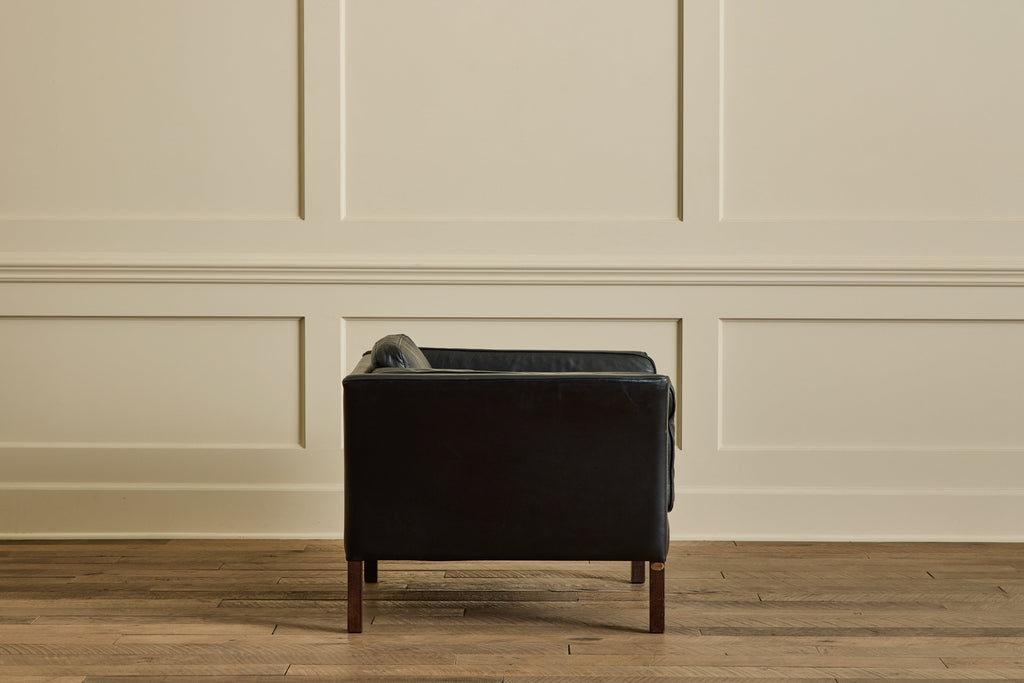 Nicky Kehoe - Stouby Leather Armchair