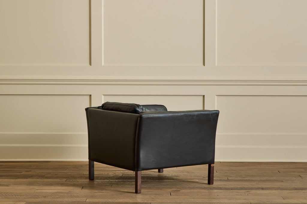 Nicky Kehoe - Stouby Leather Armchair
