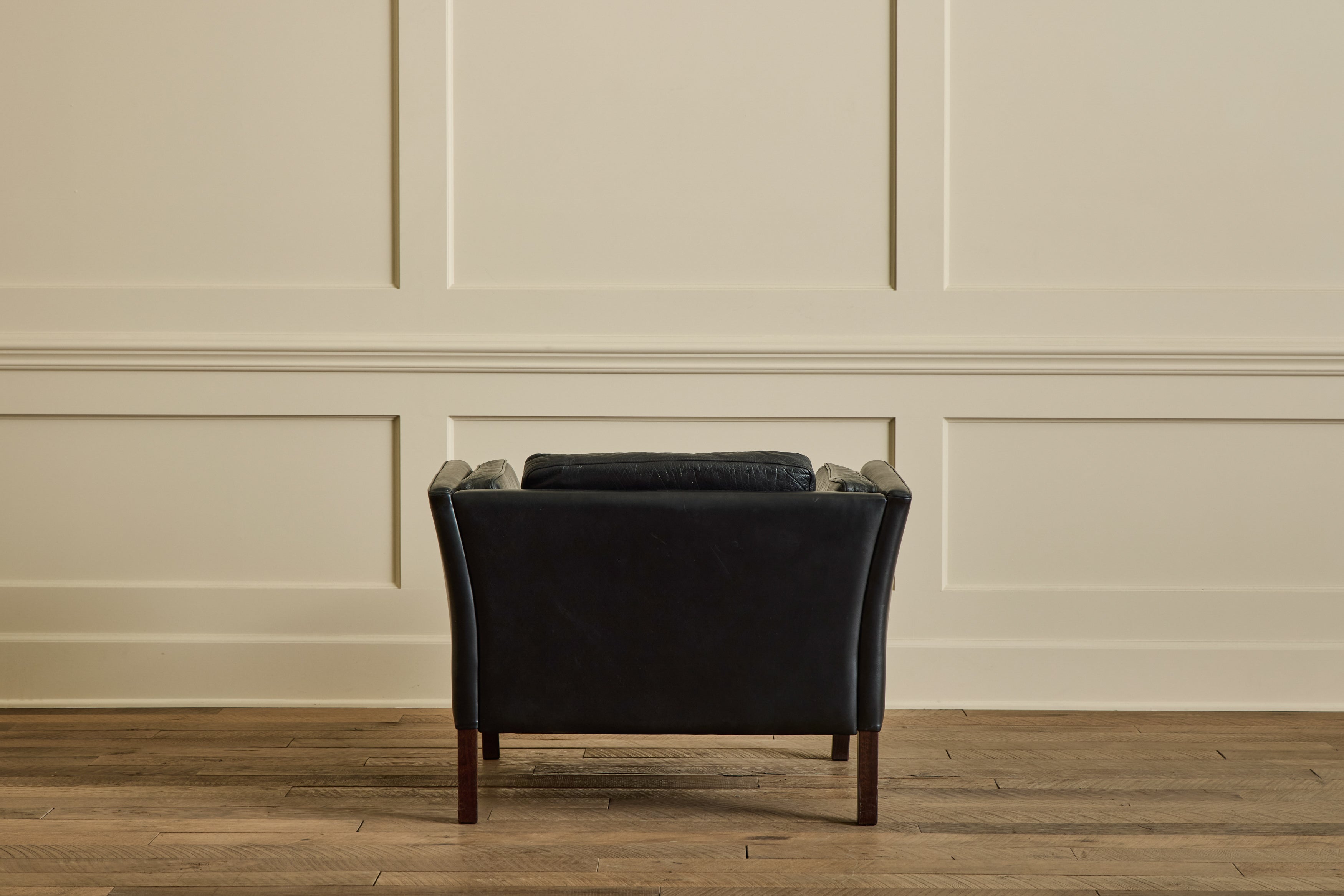 Nicky Kehoe - Stouby Leather Armchair