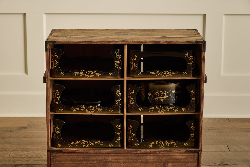 Nicky Kehoe - Japanese Lacquered Tray Box