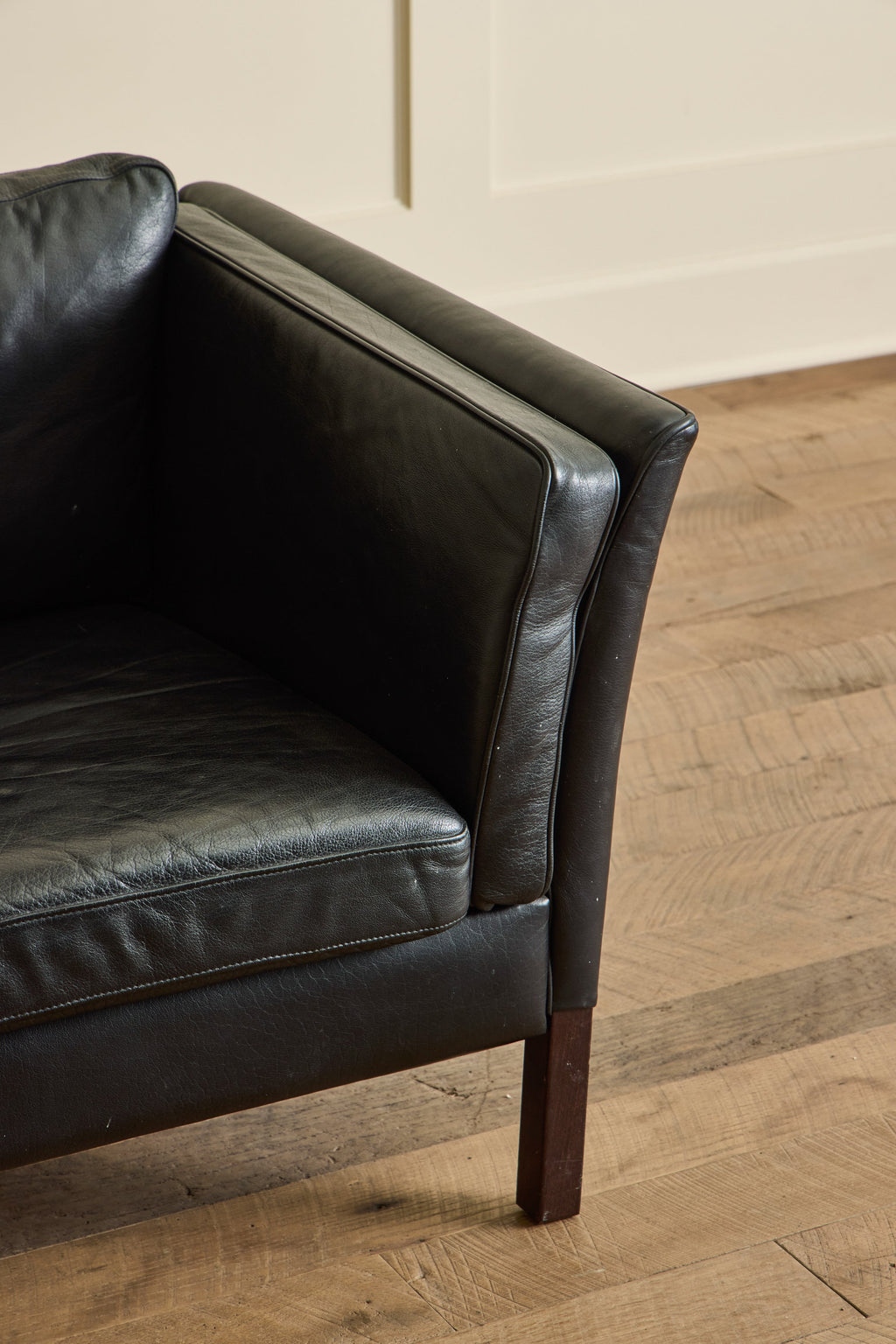 Nicky Kehoe - Stouby Black Leather Sofa