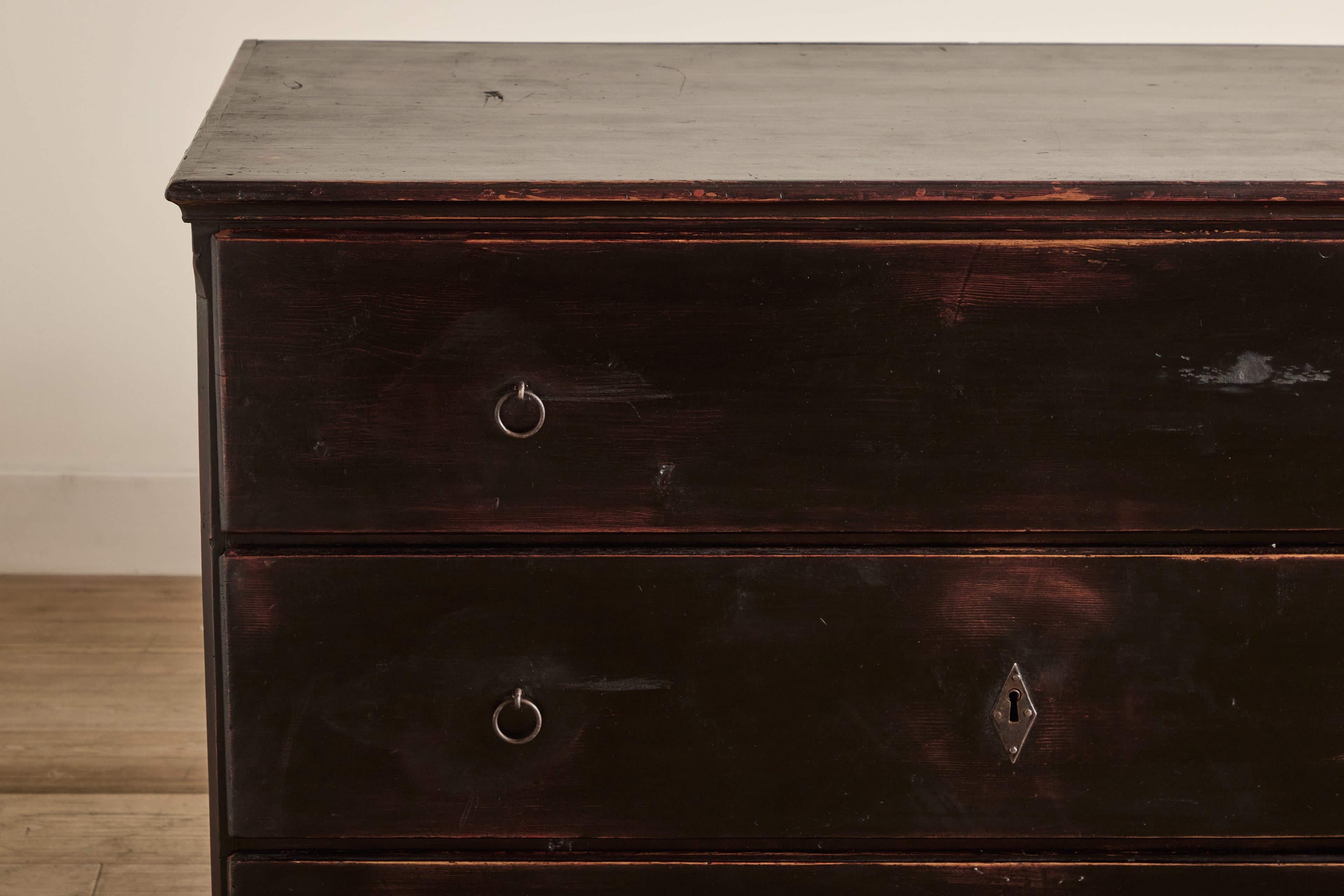 Nicky Kehoe - 18th Century Swedish Dresser