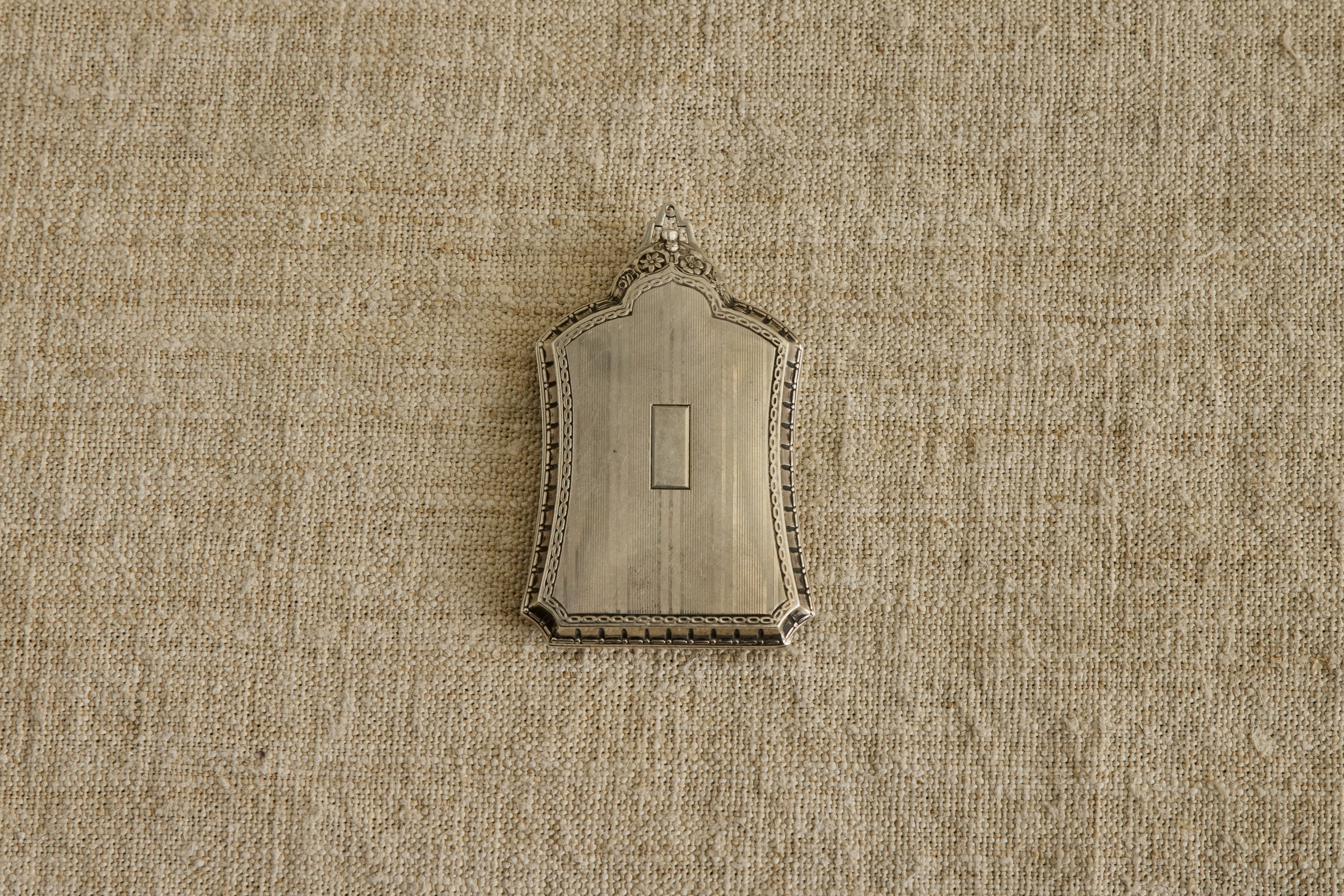 Nicky Kehoe - Silver Makeup Compact