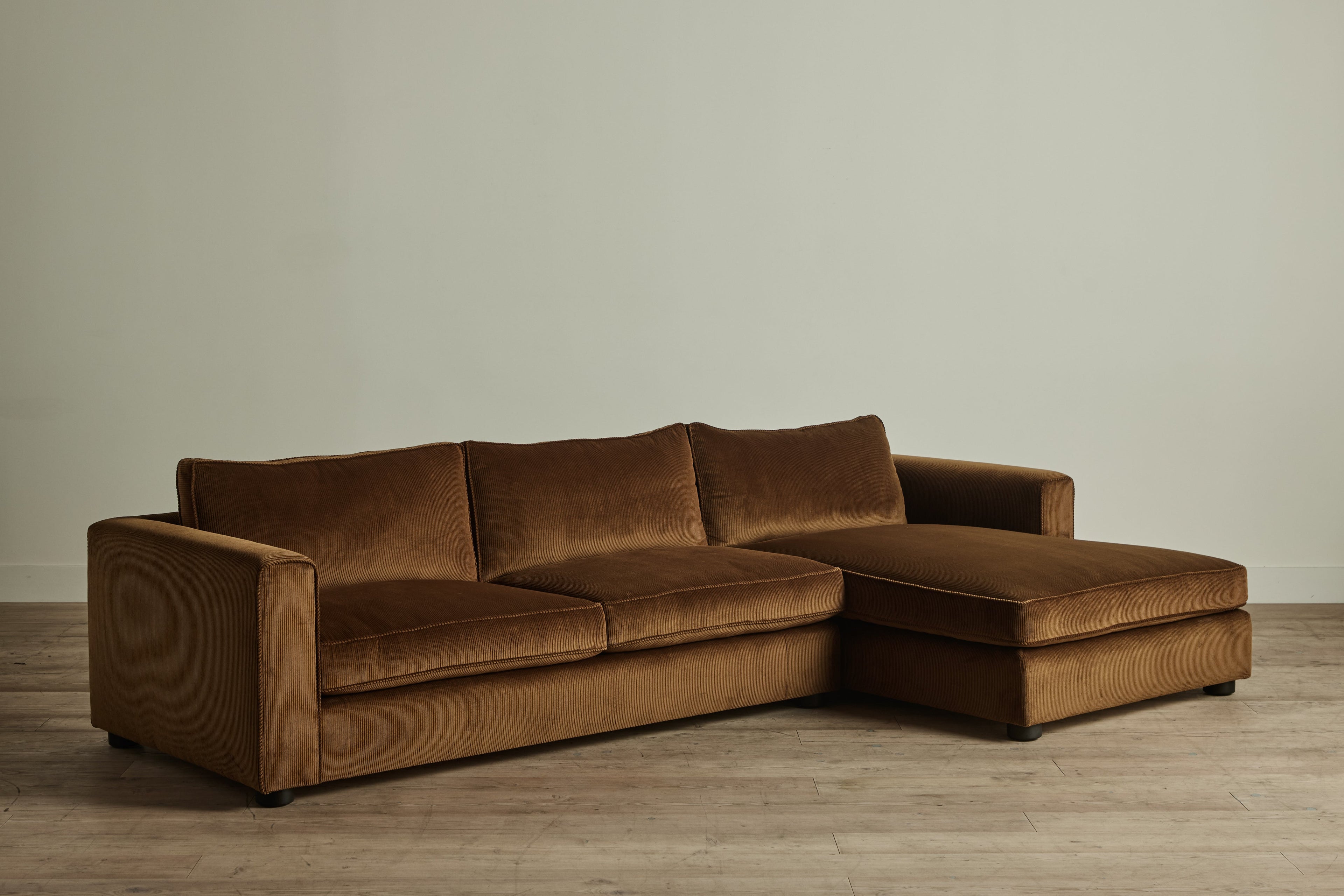 Nicky Kehoe - Tuxedo Chaise