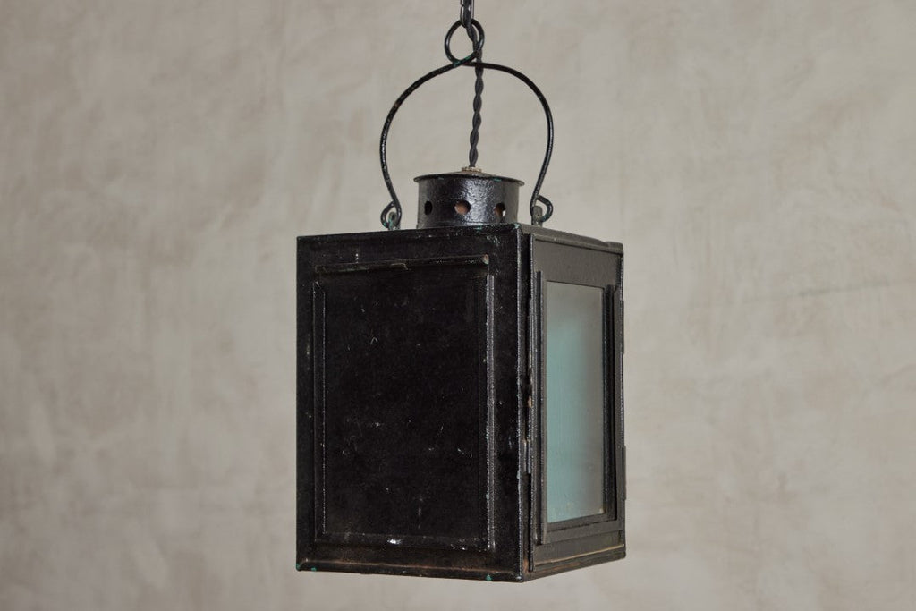 Nicky Kehoe - French Tole Lantern