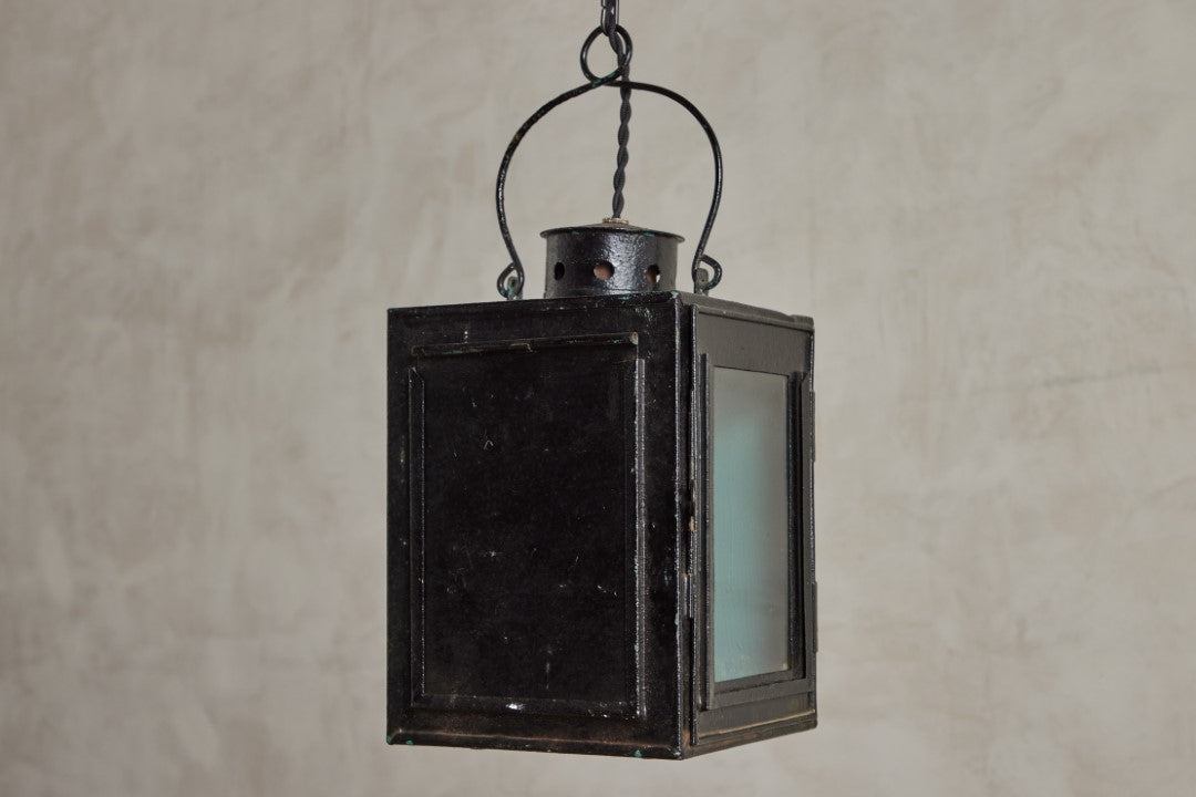 Nicky Kehoe - French Tole Lantern