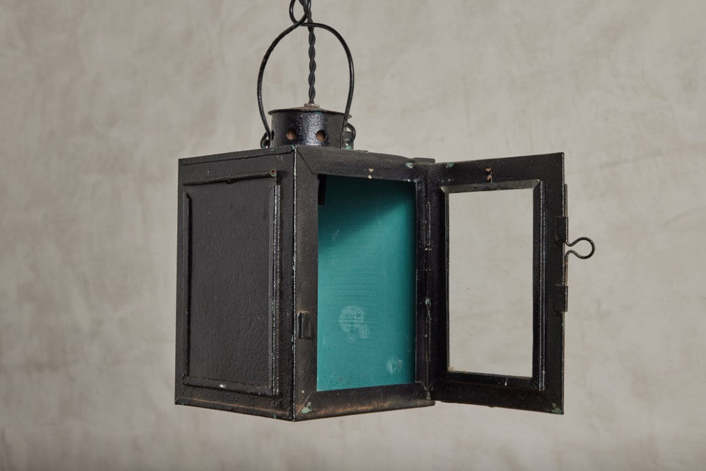 Nicky Kehoe - French Tole Lantern
