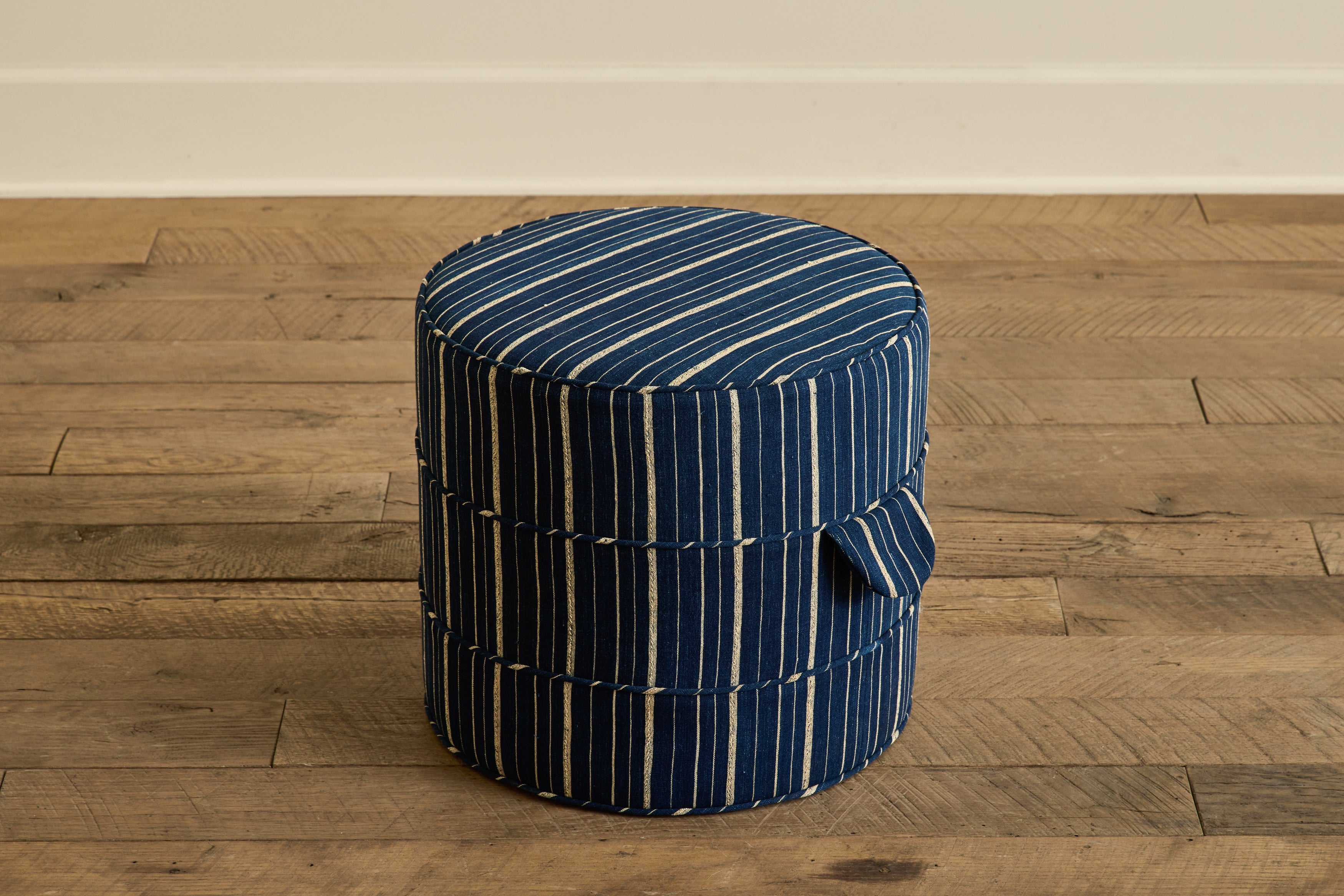 Nicky Kehoe - Round Hassock, 17"