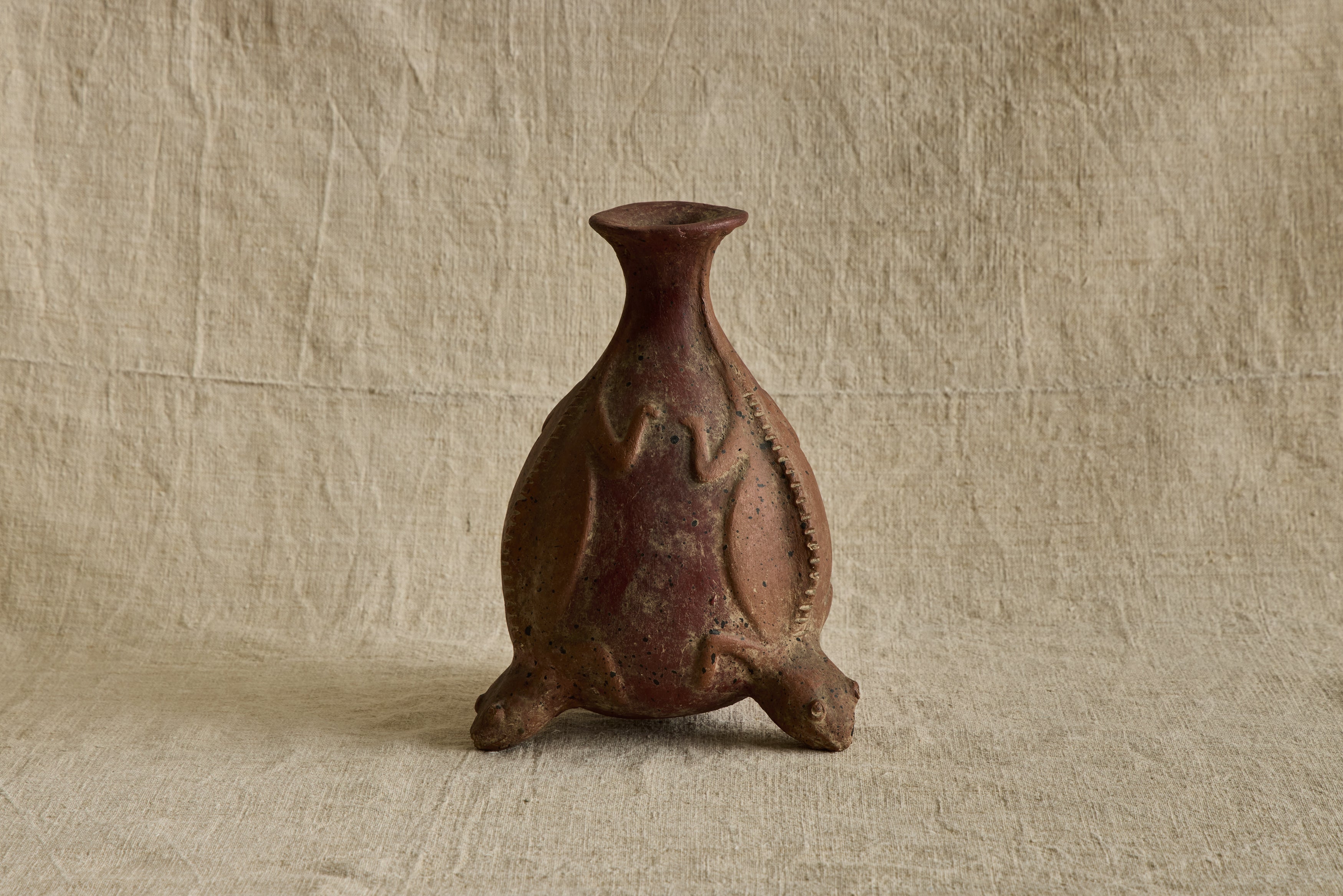 Nicky Kehoe - VTG COLIMA LIZARD VASE
