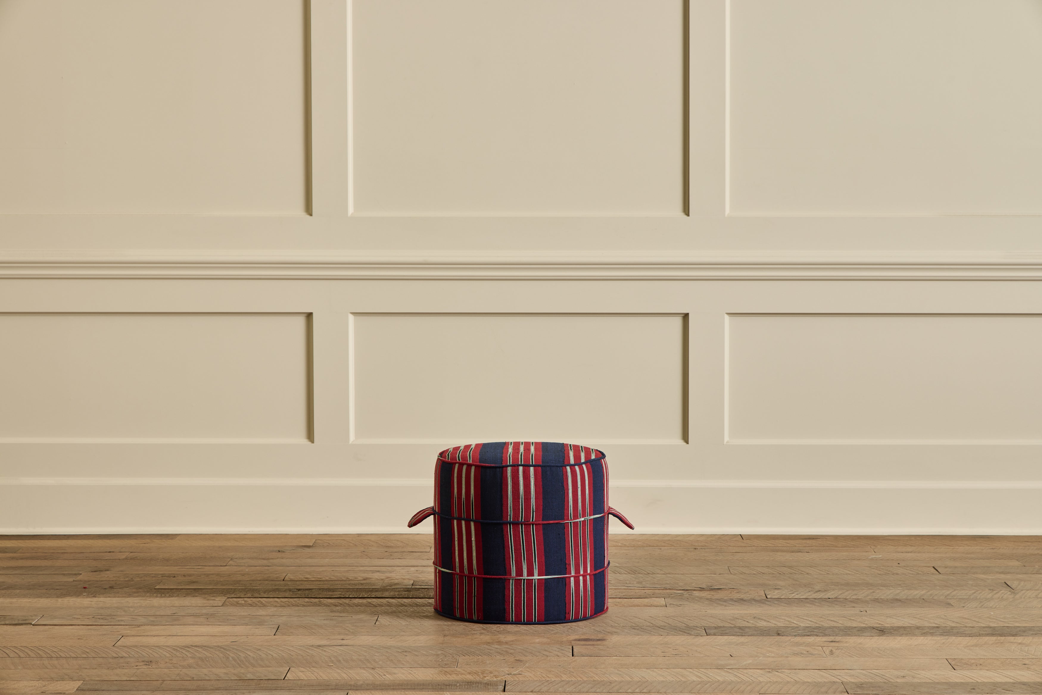 Nicky Kehoe - Round Hassock, 17"