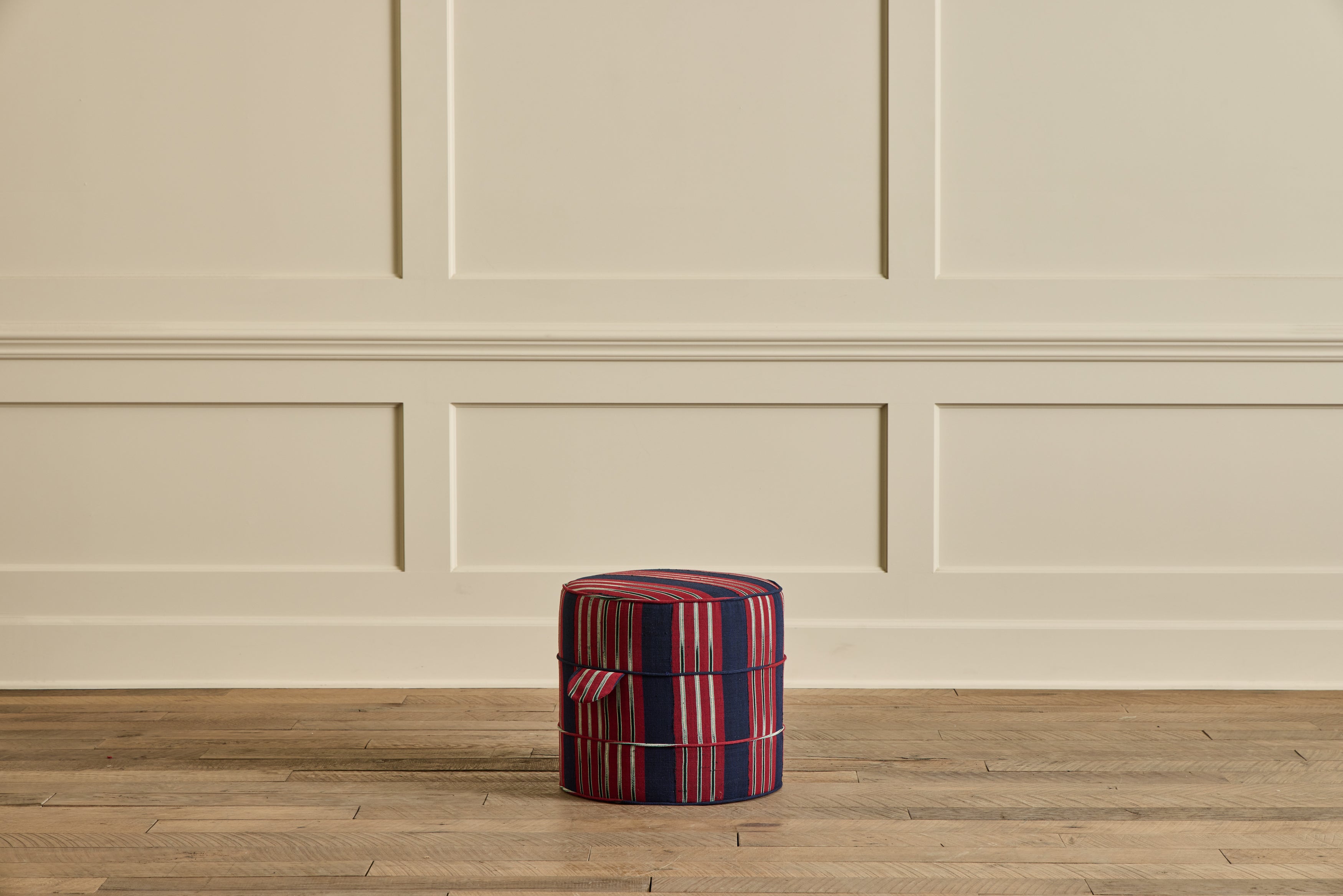 Nicky Kehoe - Round Hassock, 17"
