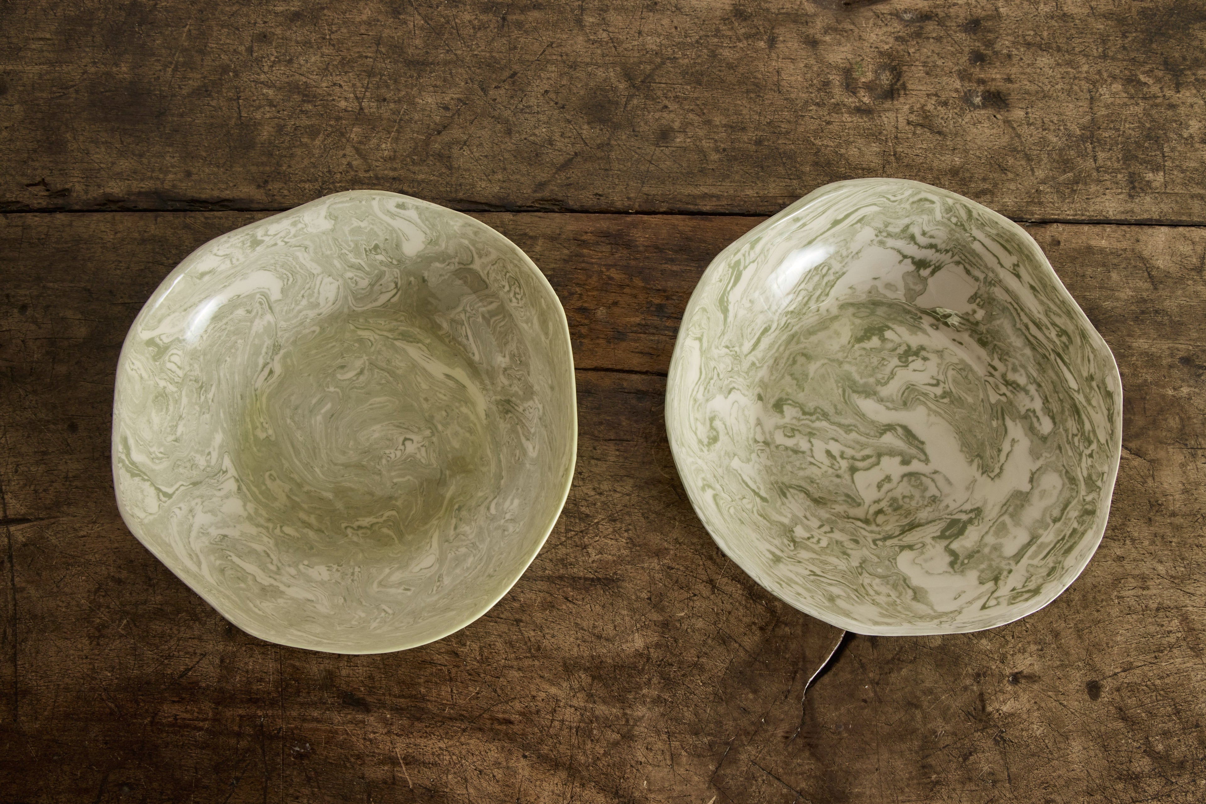 Nicky Kehoe - Vert Marbleized Salad Bowl