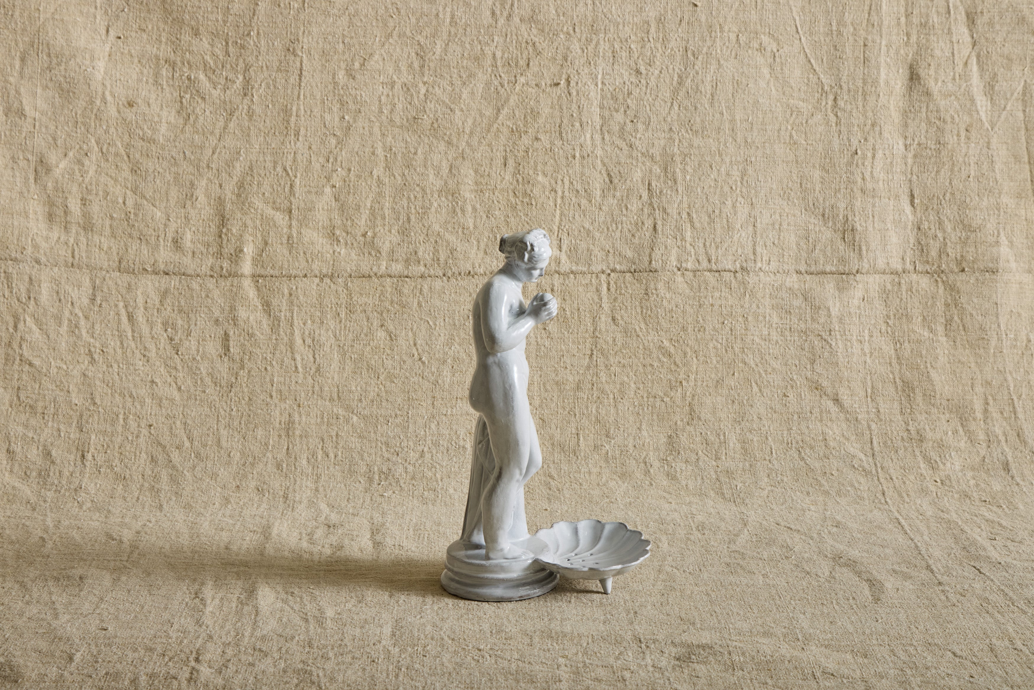 Nicky Kehoe - Baigneuse Soap Dish