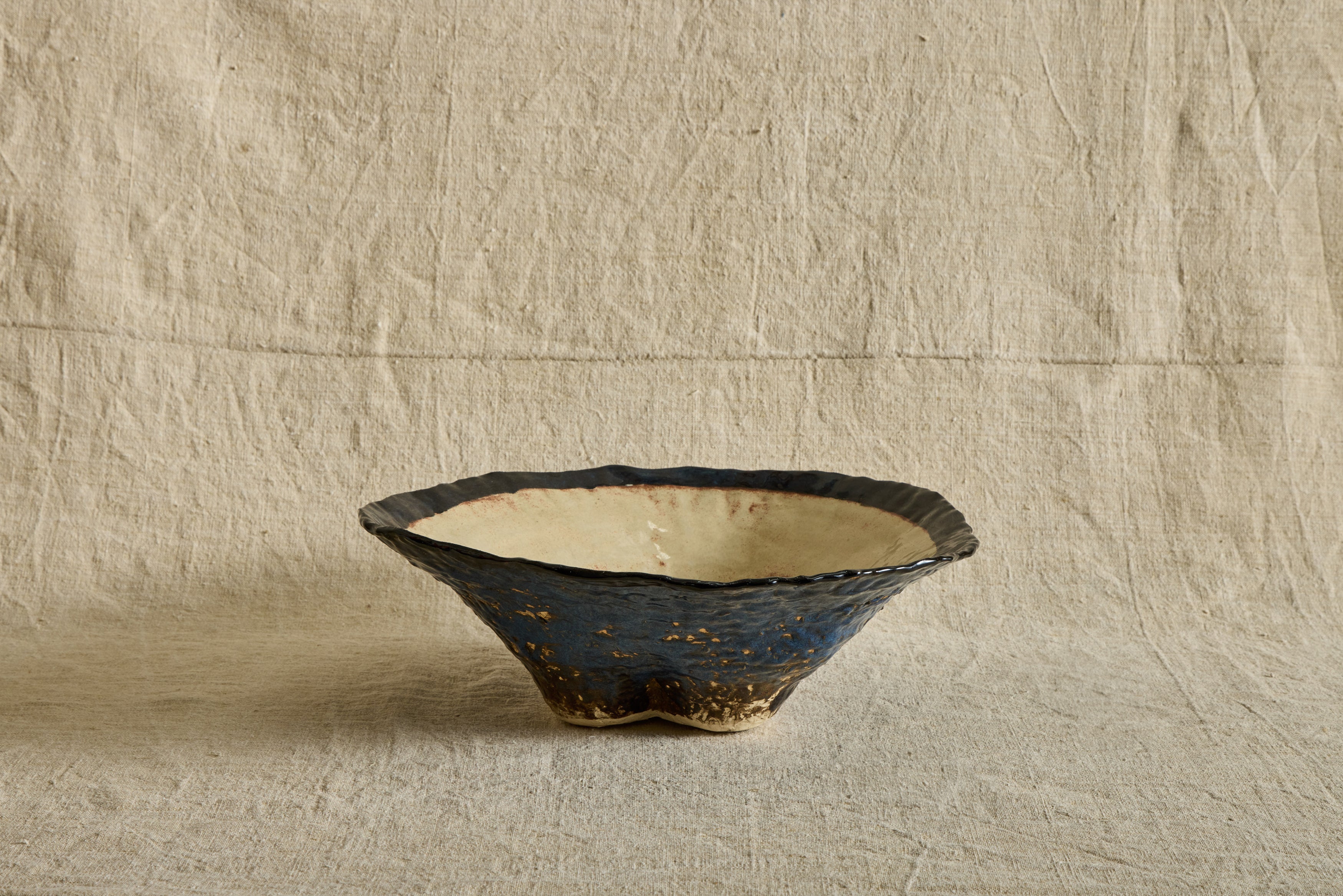 Nicky Kehoe - VTG LARGE CERAMIC BOWL