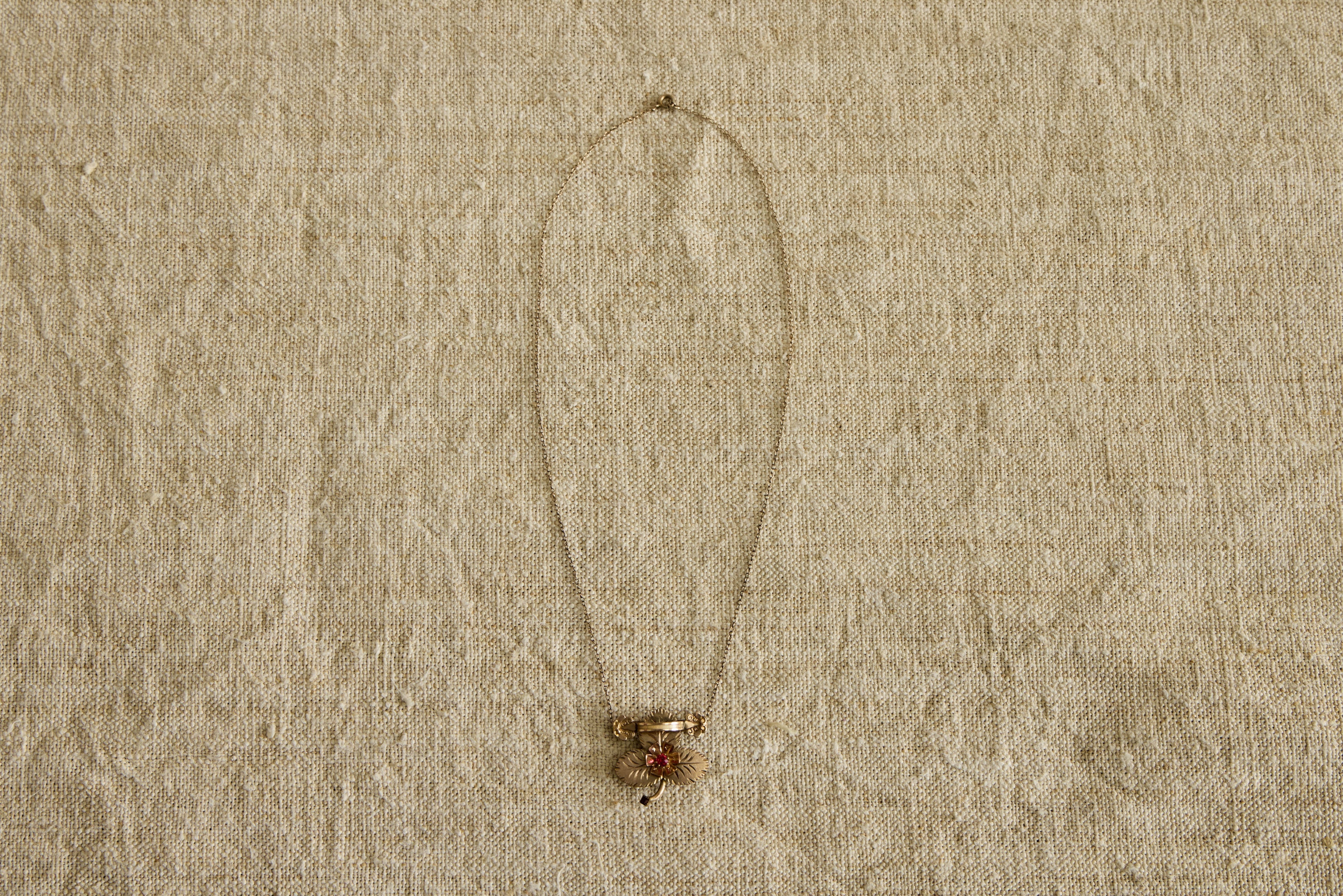 Nicky Kehoe - Early 20th Century Garnet Clover Pendant Necklace