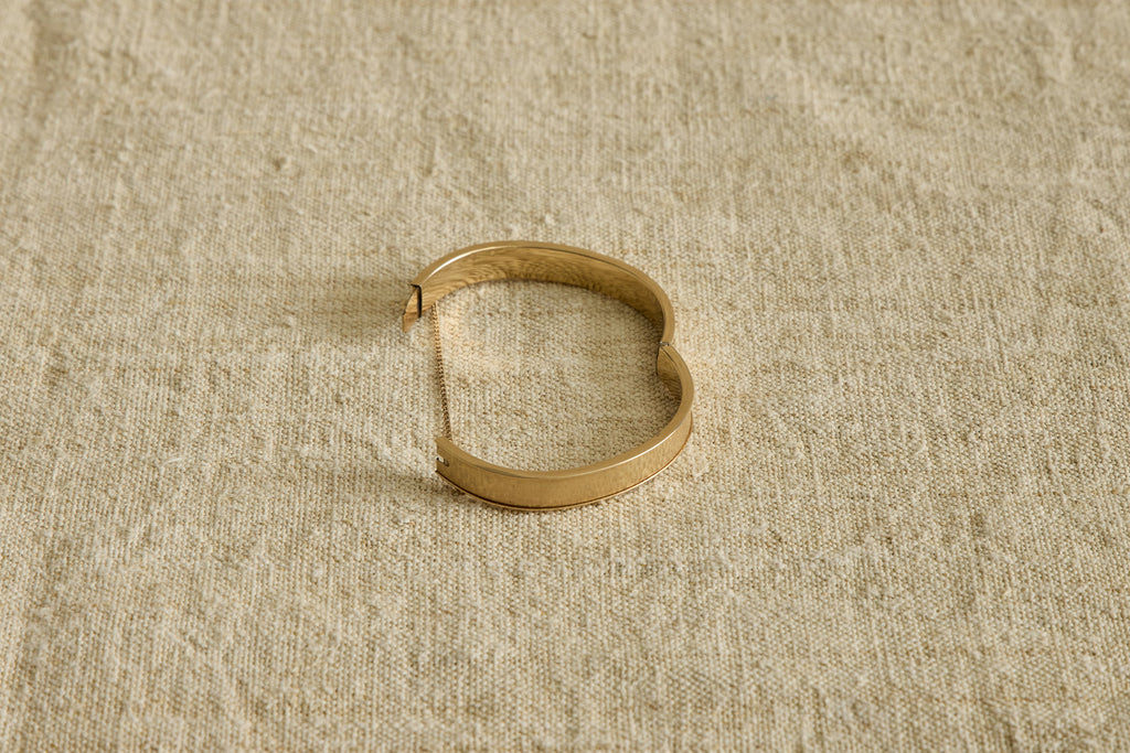 Nicky Kehoe - 1950s Florentine Finish Hinge Bracelet