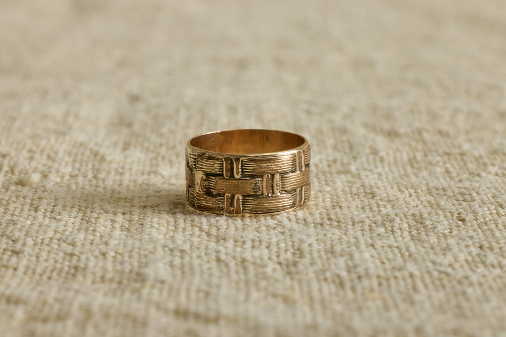 Nicky Kehoe - Victorian Tartan Etched Wide Band