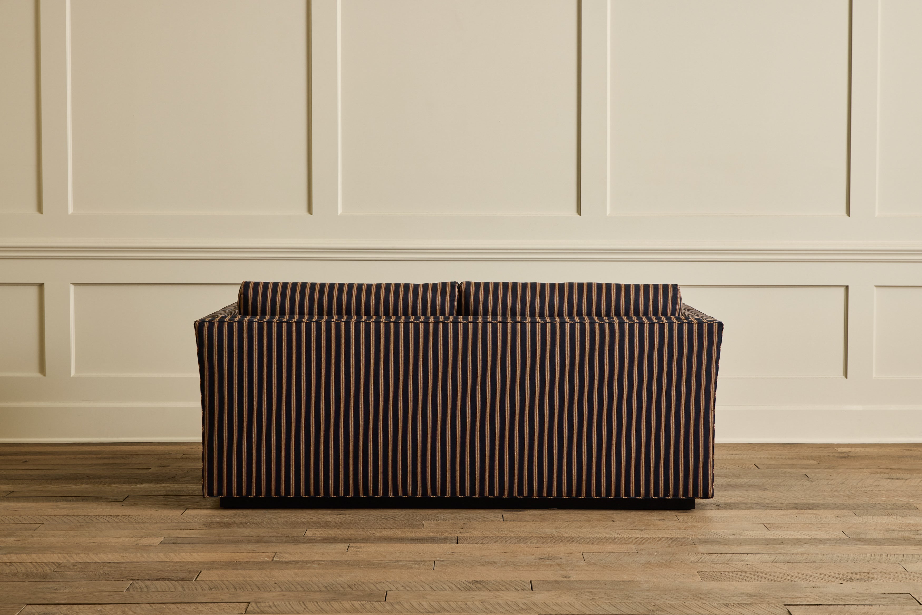 Nicky Kehoe - Modern Sofa, 72"