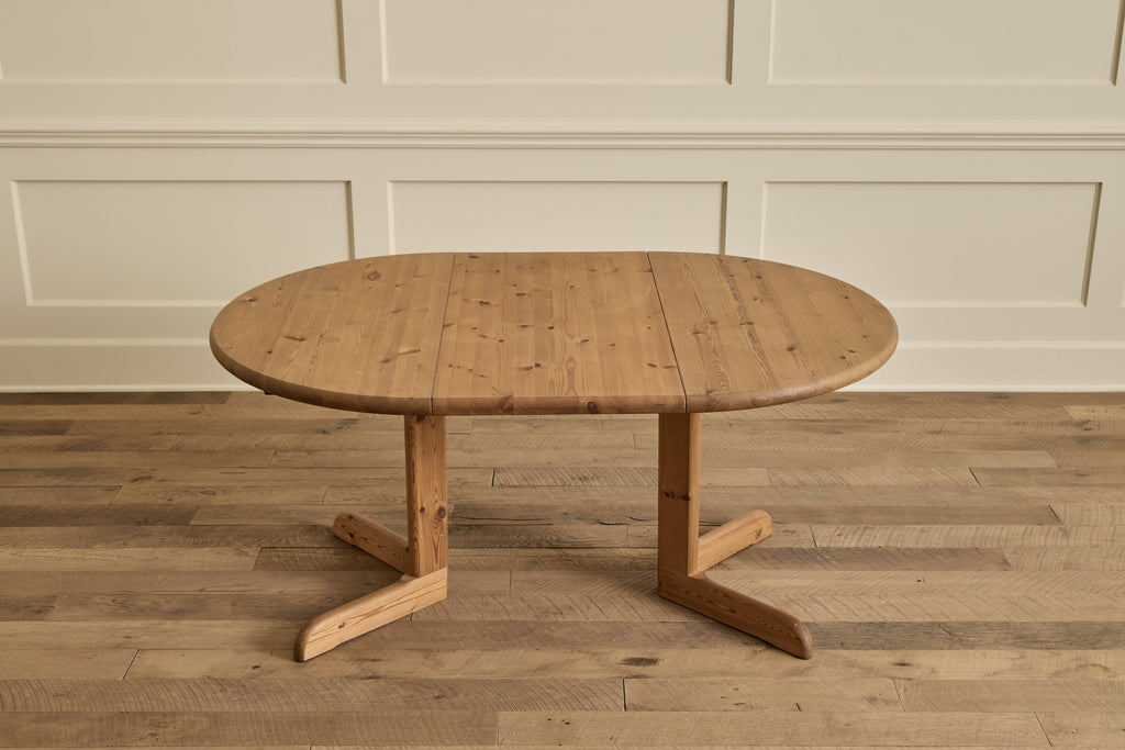 Nicky Kehoe - Daumiller Style Dining Table