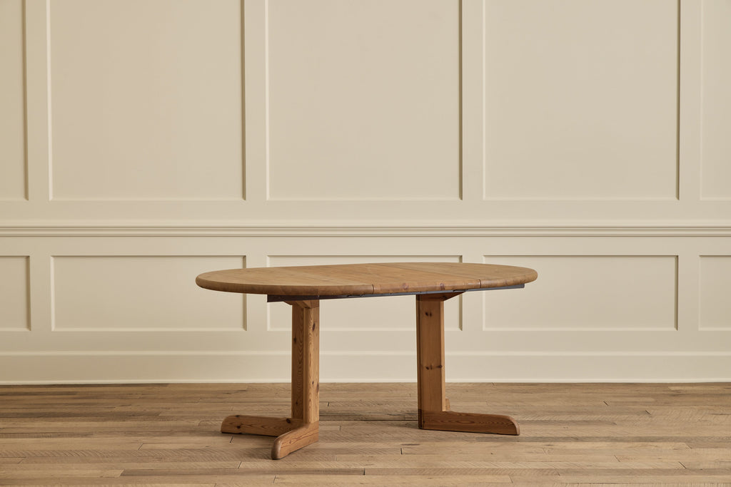 Nicky Kehoe - Daumiller Style Dining Table