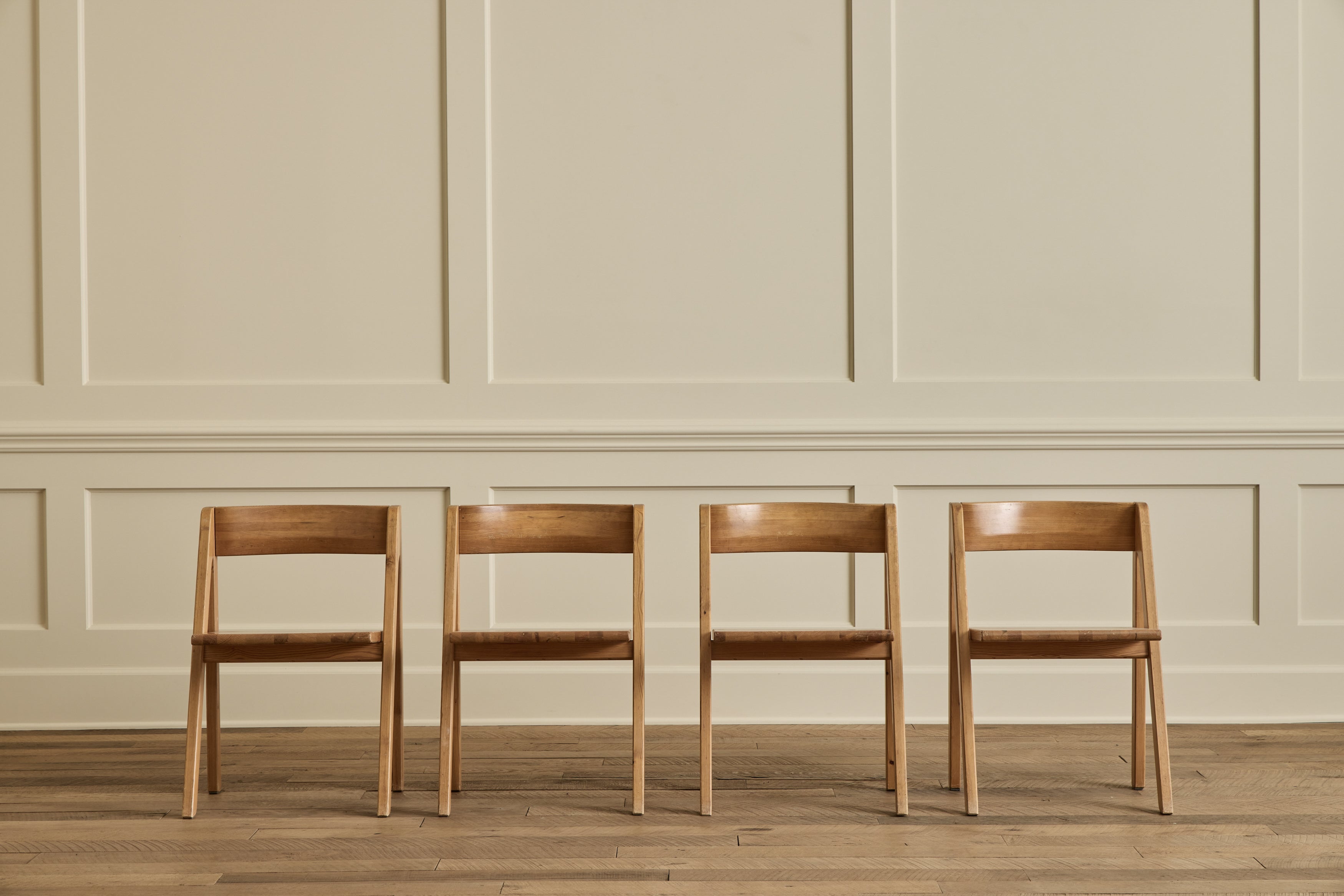 Nicky Kehoe - Set of 4 Frykat Dining Chairs