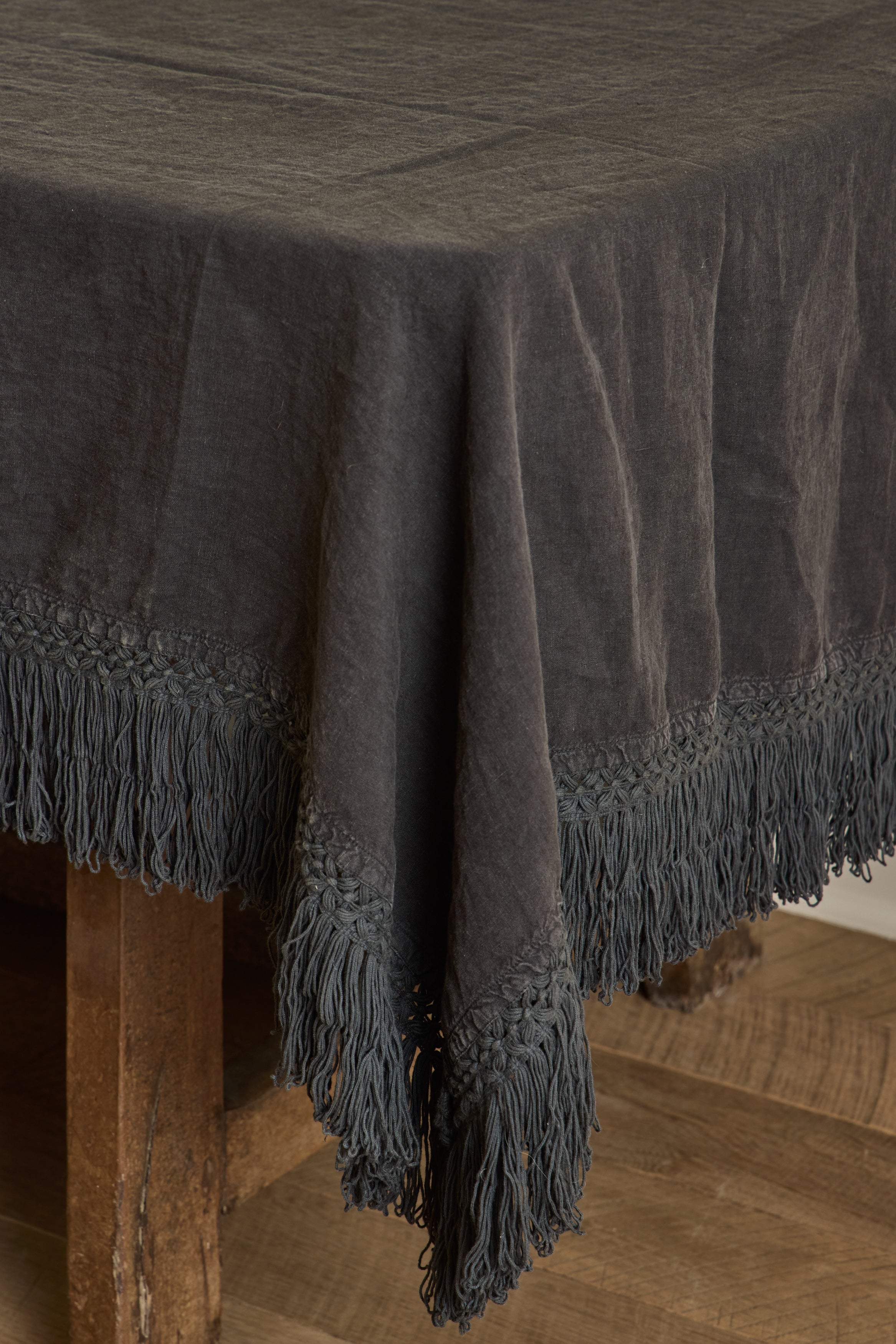 Nicky Kehoe - Linen Tablecloth in Slate Fringe