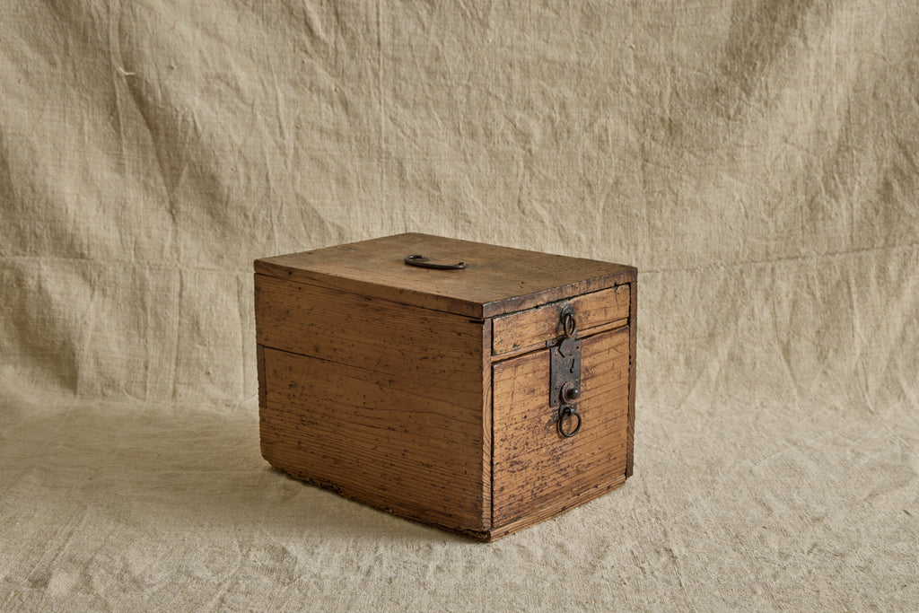 Nicky Kehoe - Small Japanese Tansu Box