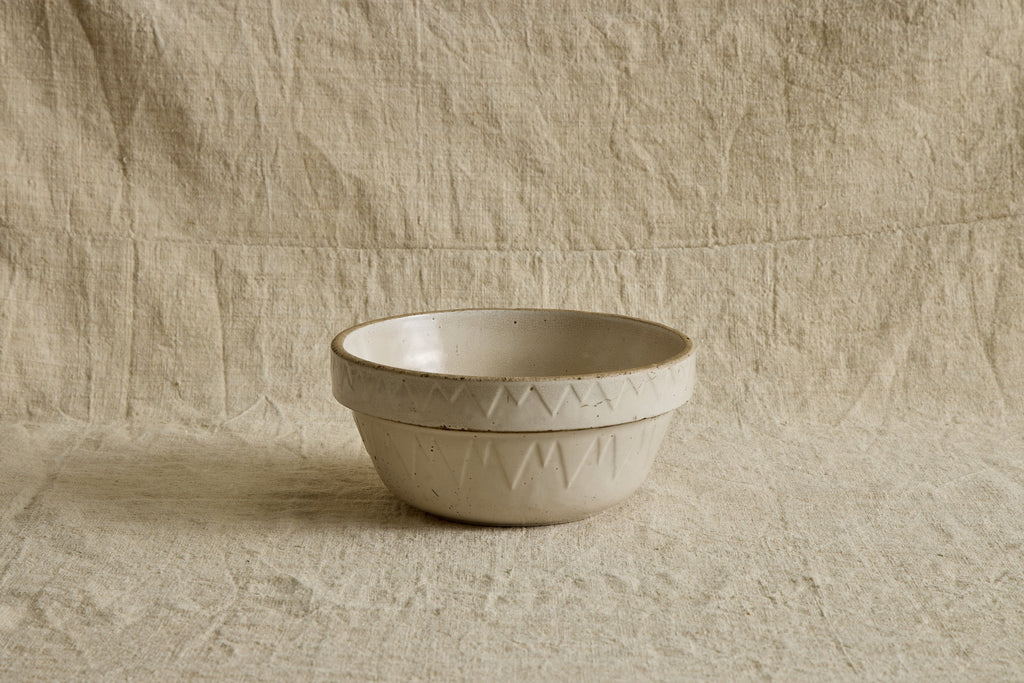 Nicky Kehoe - White Sawtooth Crock Bowl