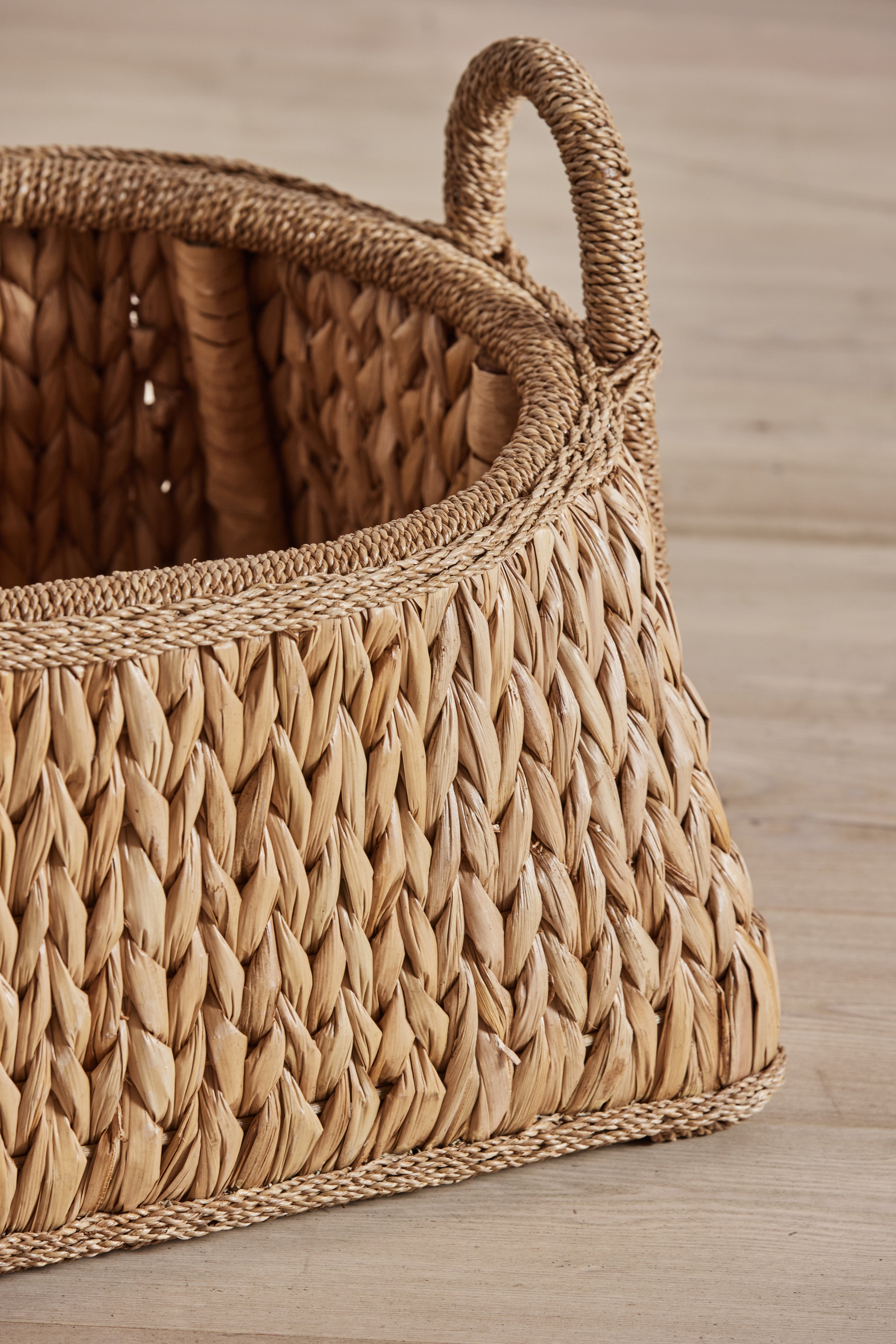 Nicky Kehoe - Sweater Weave Melon Basket