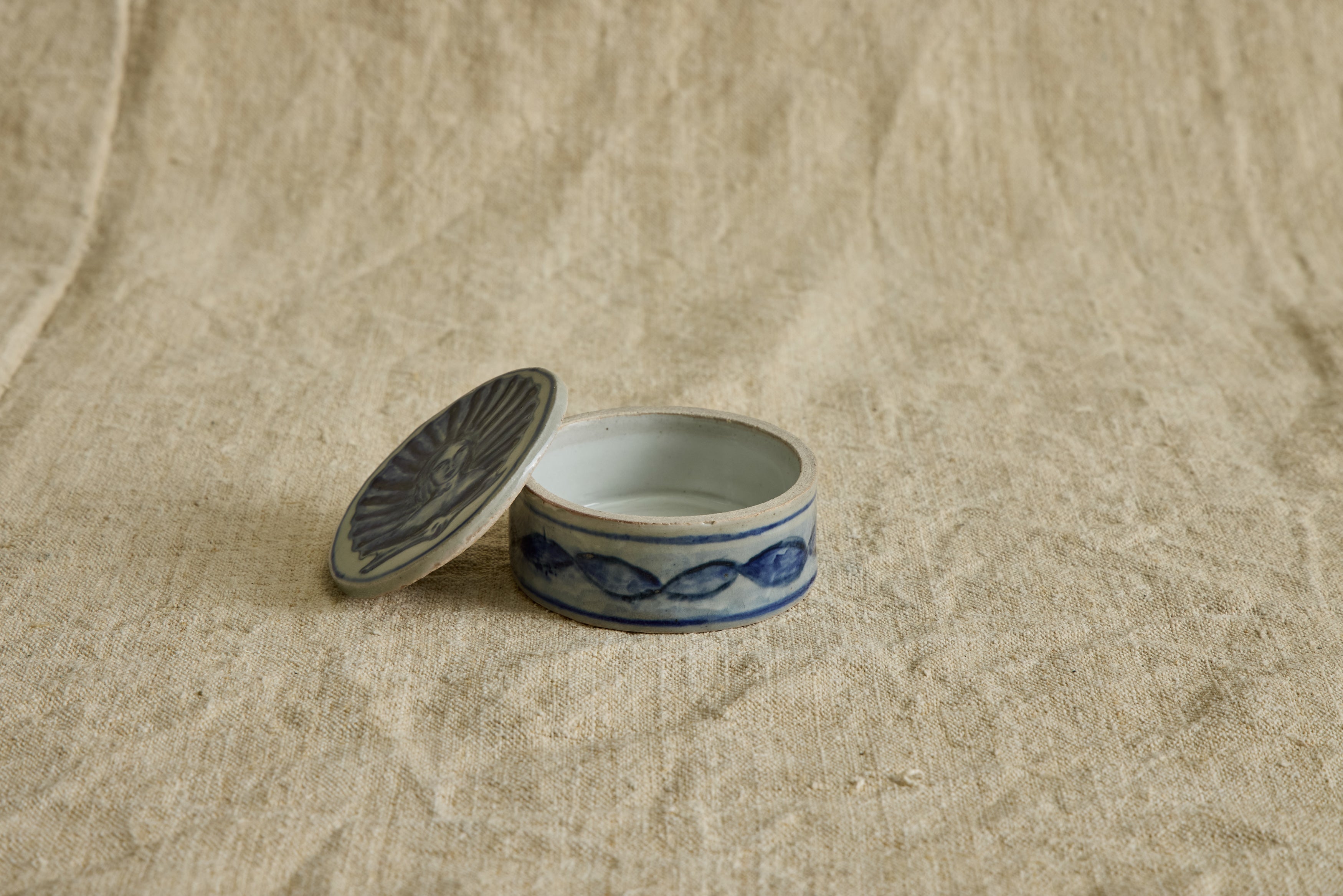 Nicky Kehoe - Ceramic Jewelry Box, Girl in Clamshell