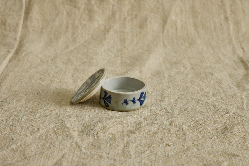 Nicky Kehoe - Ceramic Box, Bird