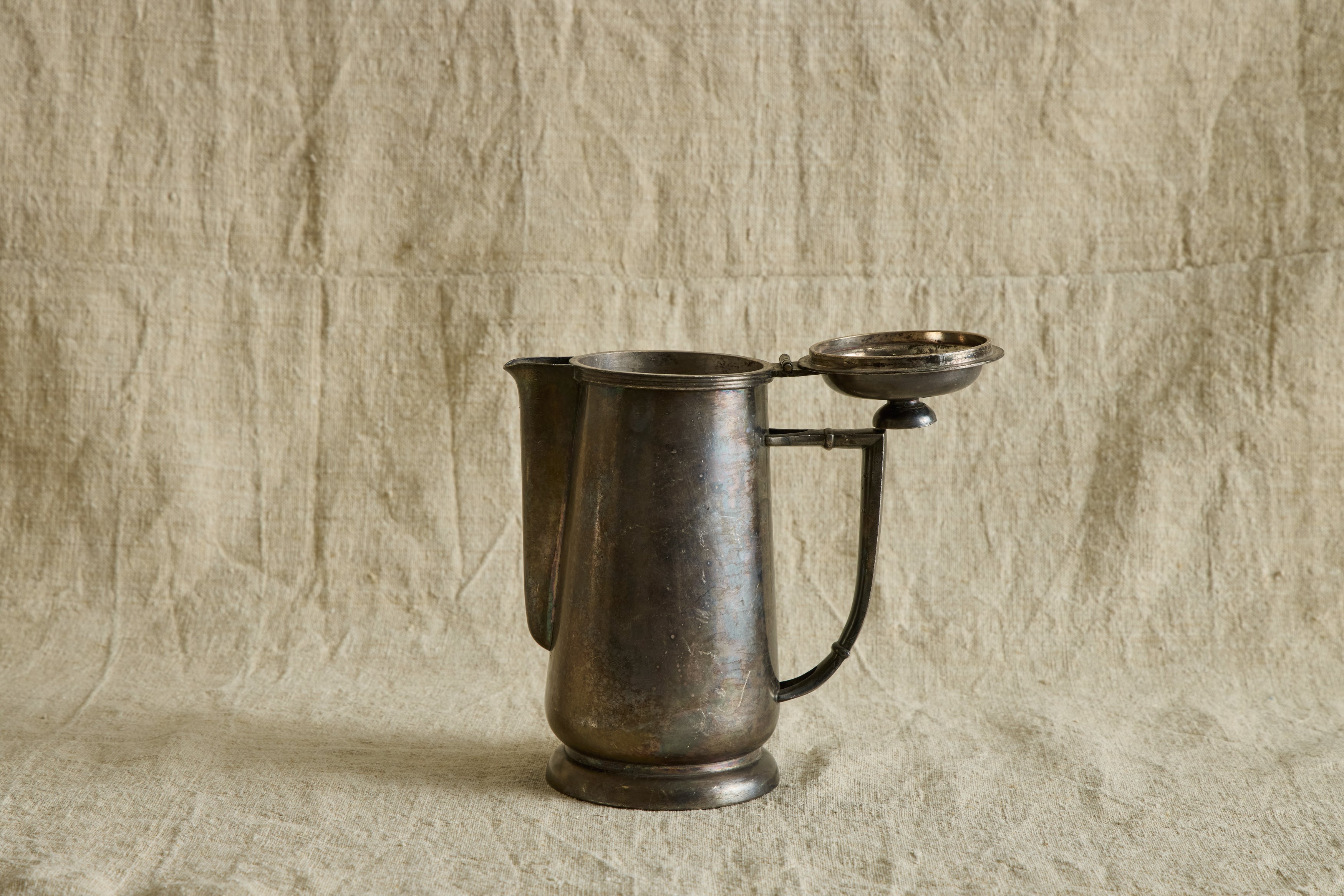 Nicky Kehoe - Large Hilton Hotel Teapot