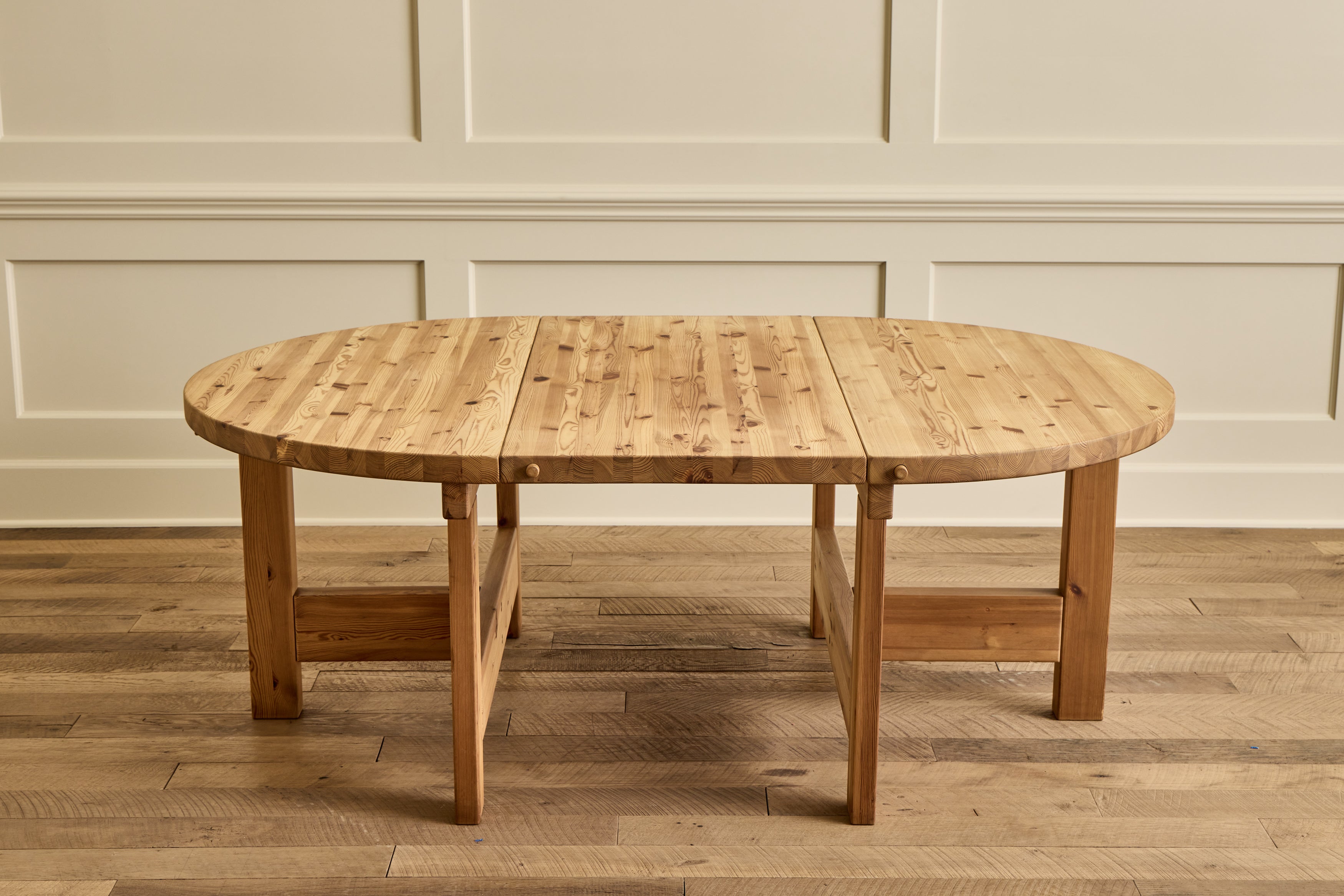 Nicky Kehoe - Poulsen Pine Oval Dining Table
