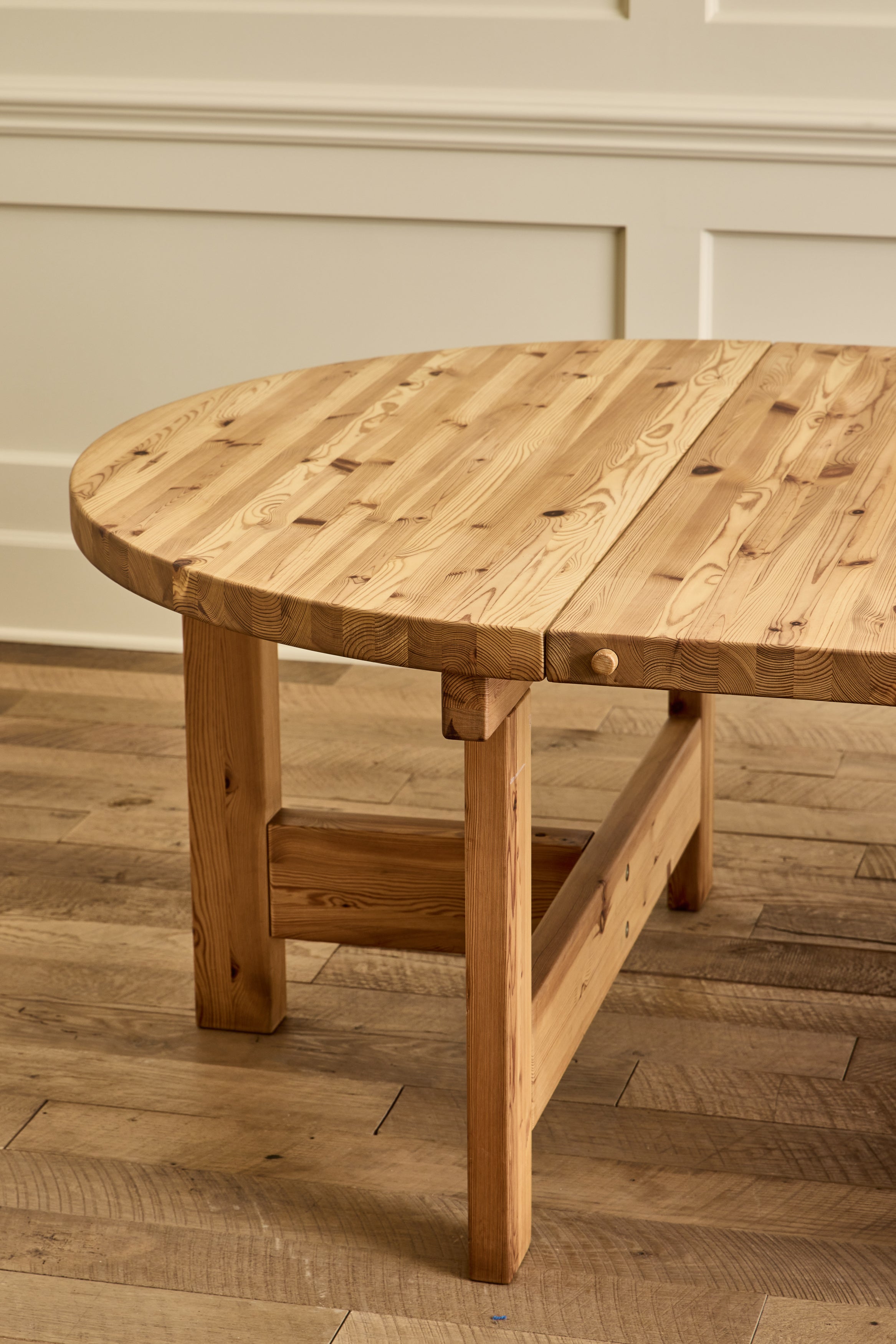 Nicky Kehoe - Poulsen Pine Oval Dining Table