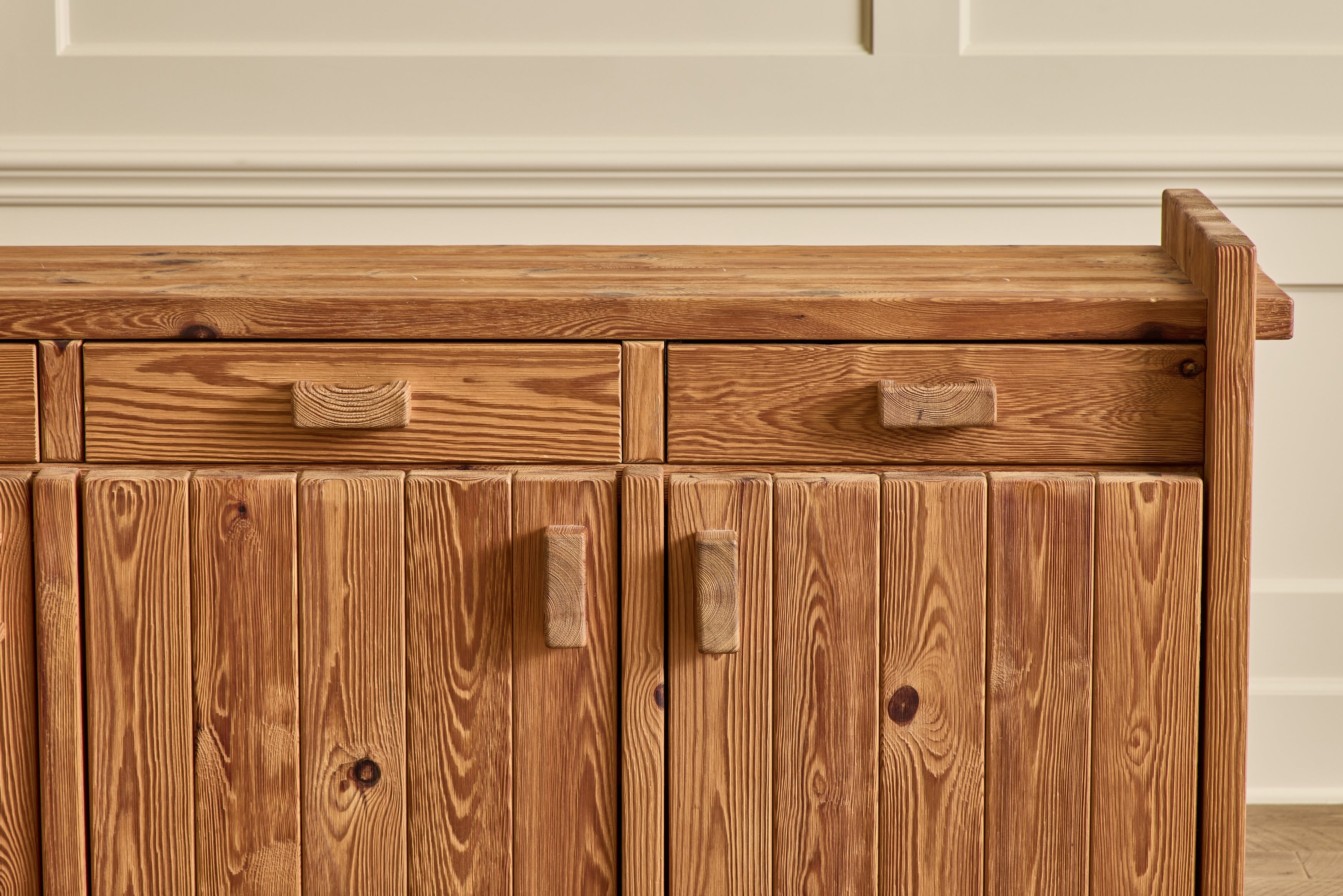 Nicky Kehoe - Hans Frydendal Sideboard