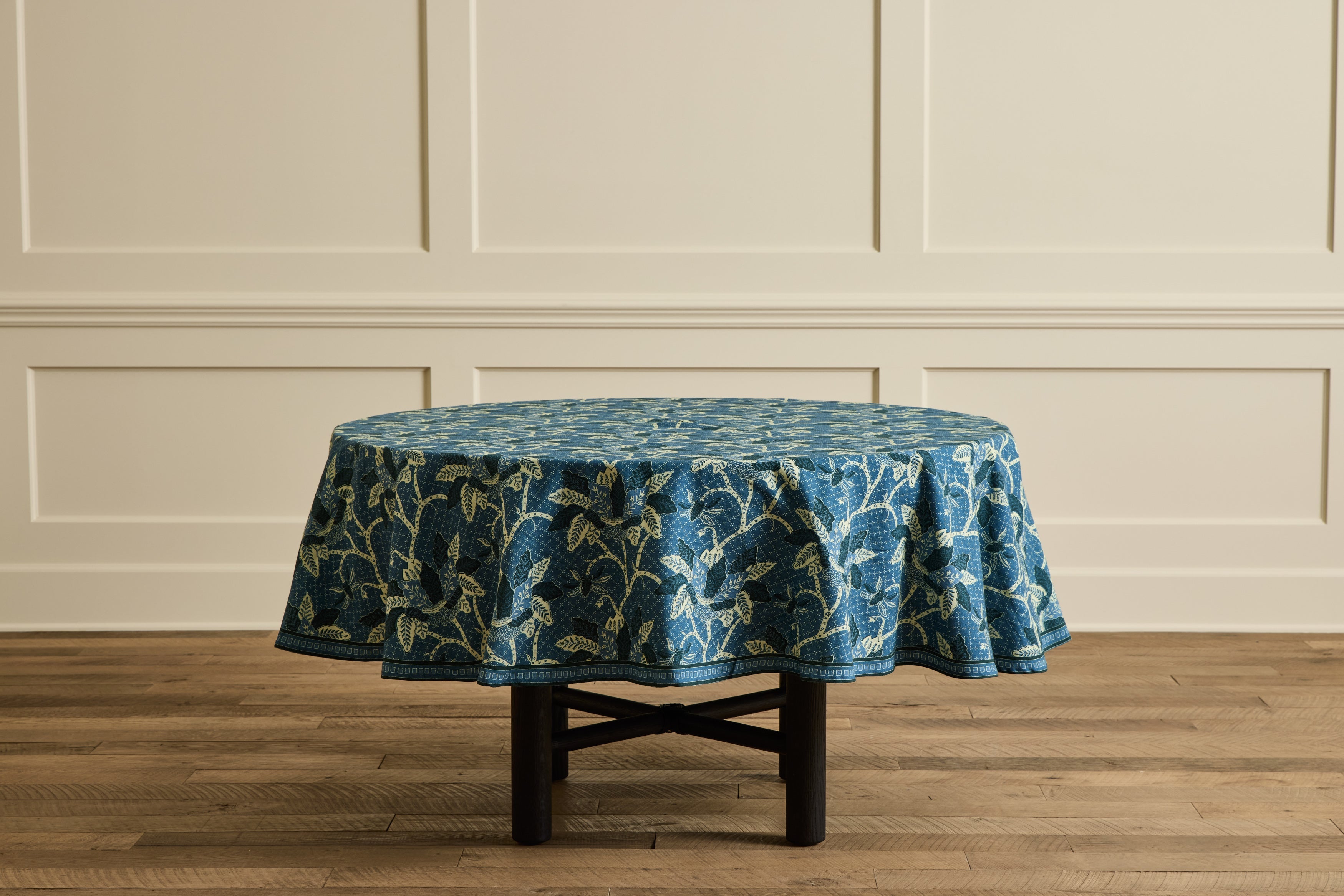 Nicky Kehoe - Night Bloom Tablecloth In Azure