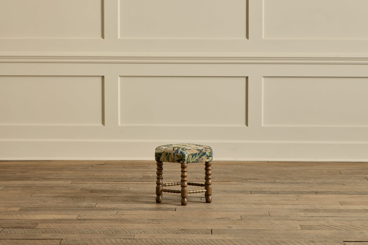 Nicky Kehoe - Turned Oak Wood Stool No. 2
