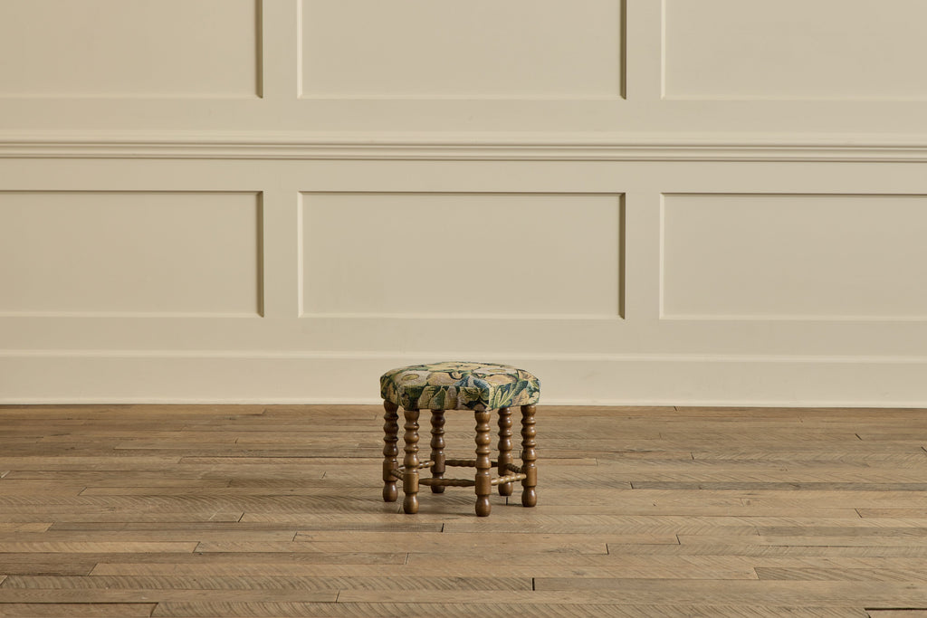 Nicky Kehoe - Turned Oak Wood Stool No. 2