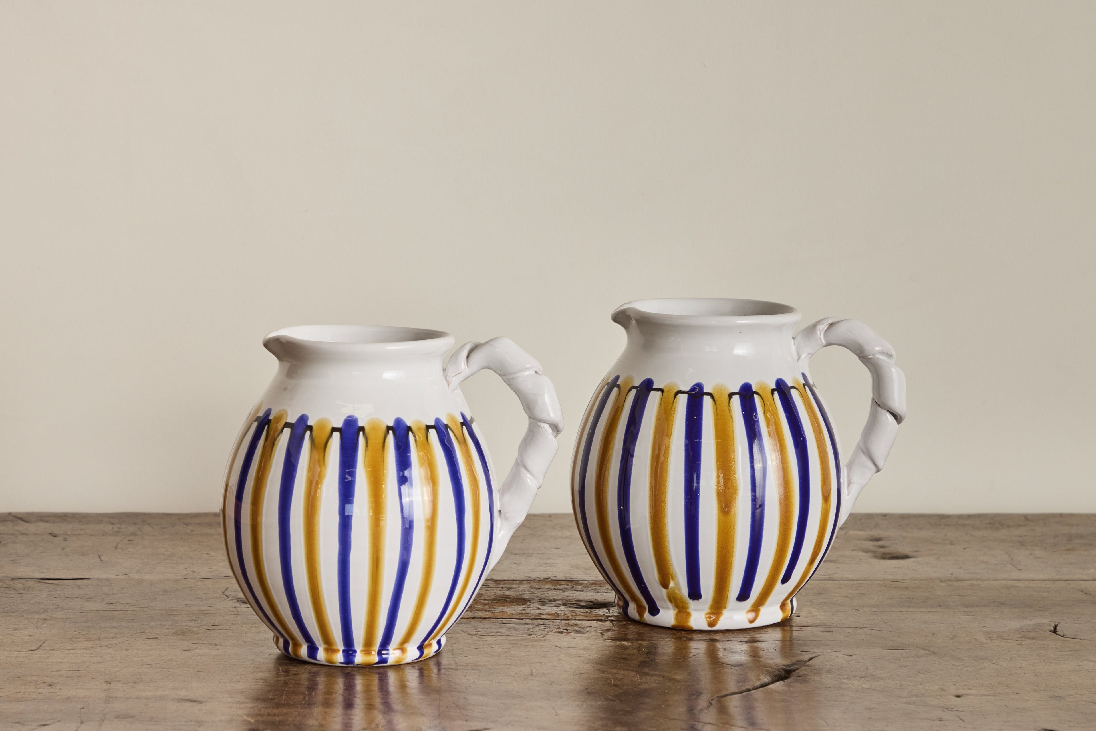 Nicky Kehoe - Drip Cigno Jug