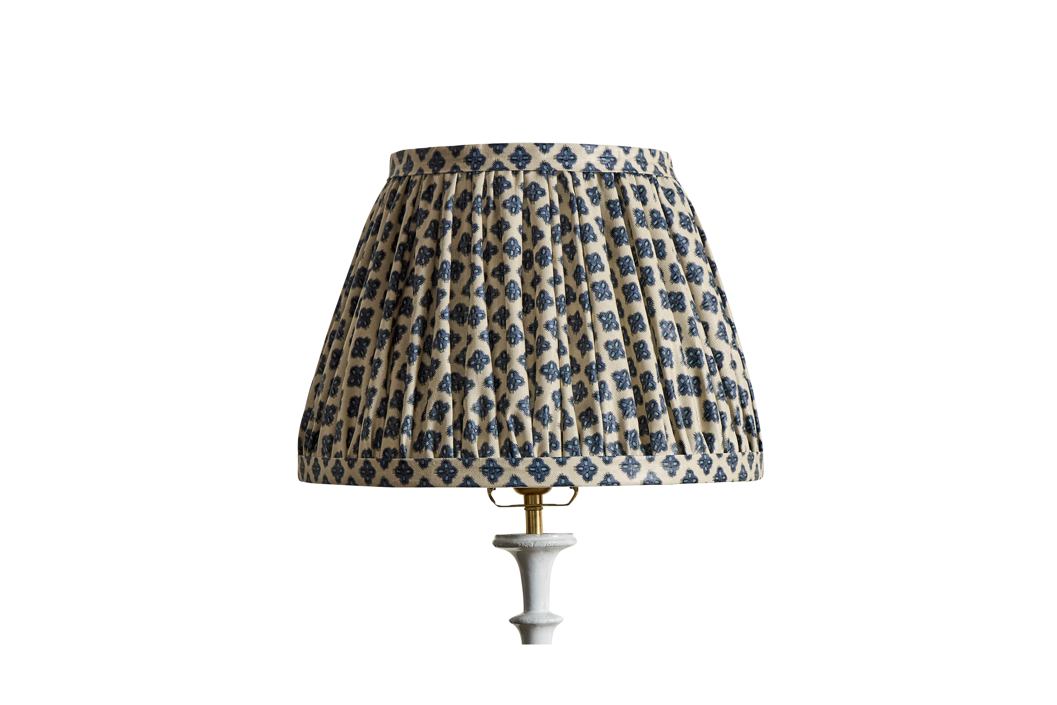Nicky Kehoe - Lampshade in Howe Woad Knurl