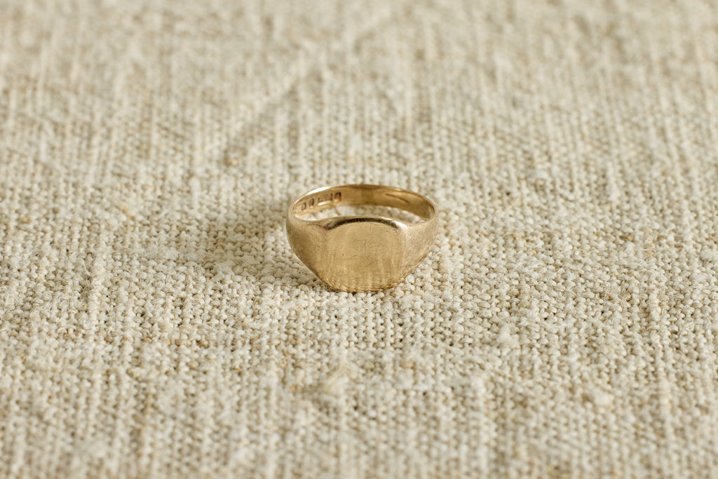 Nicky Kehoe - Late 19th Century Gold Signet Ring