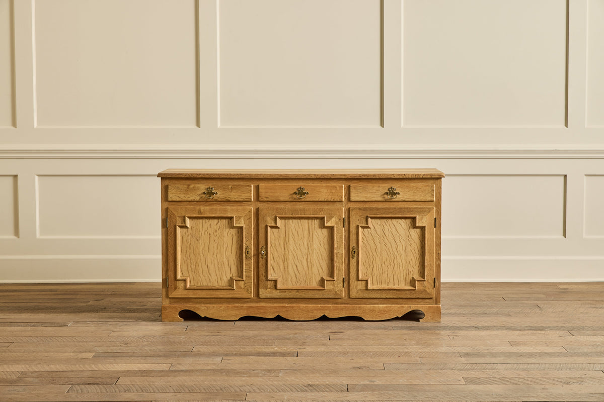 Nicky Kehoe - VTG 1970S DANISH OAK SIDEBOARD