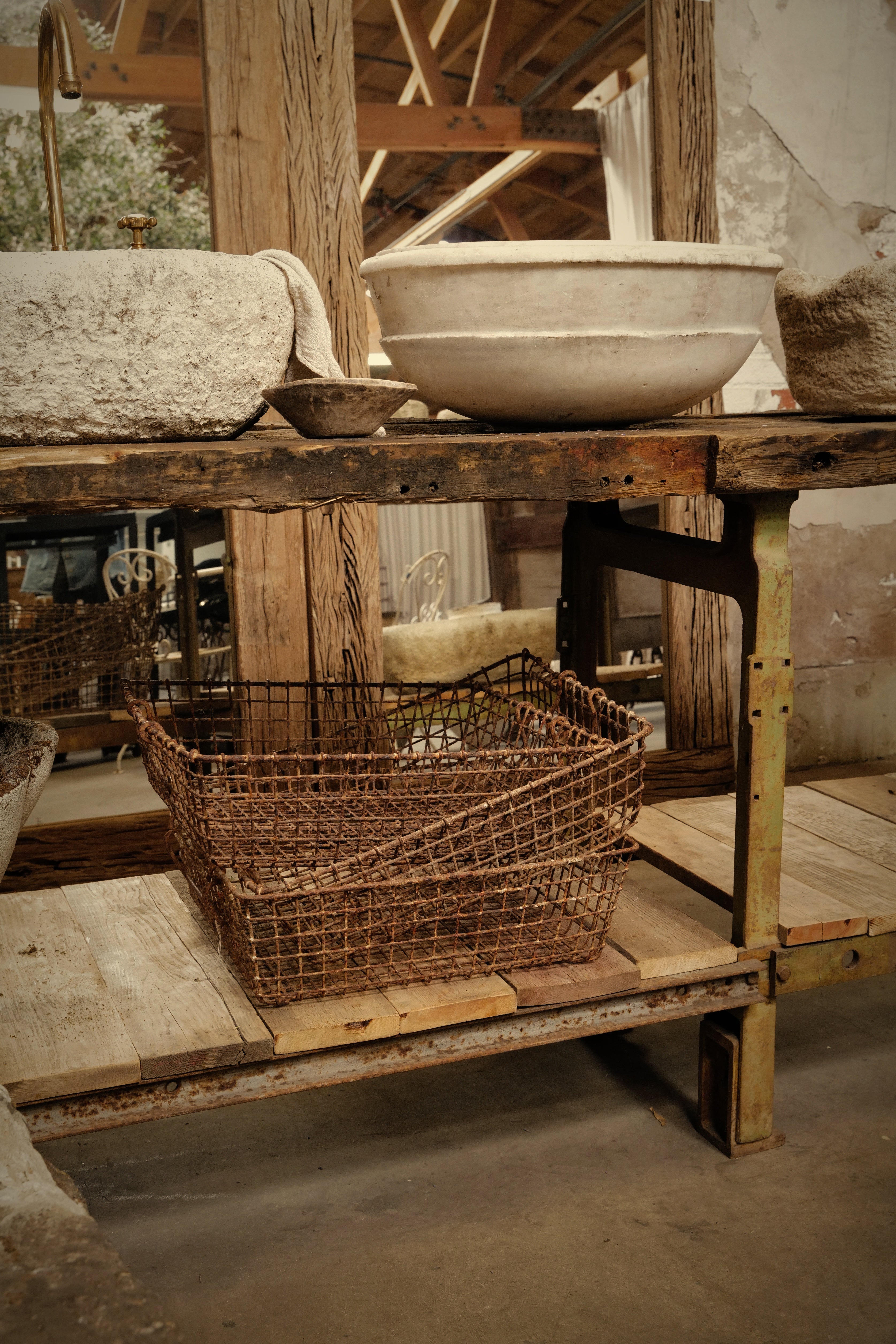 Olive Ateliers - Oyster Wire Basket