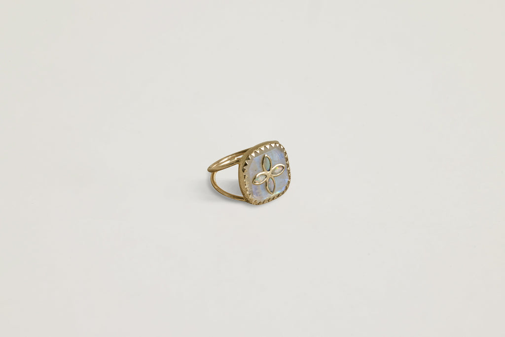 Nicky Kehoe - Bowie N°2 Ring, Moonstone (Size 52)