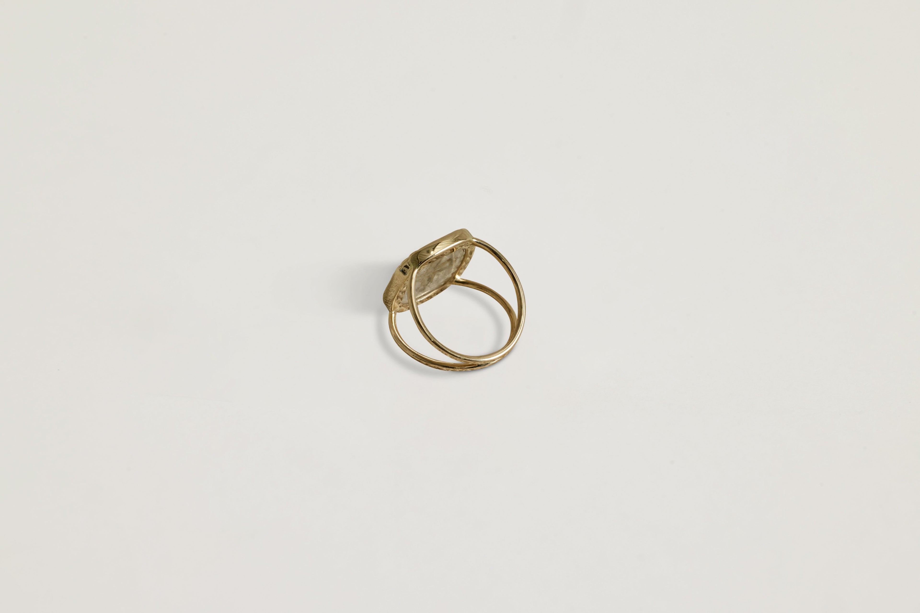 Nicky Kehoe - Bowie N°2 Ring, Moonstone (Size 52)