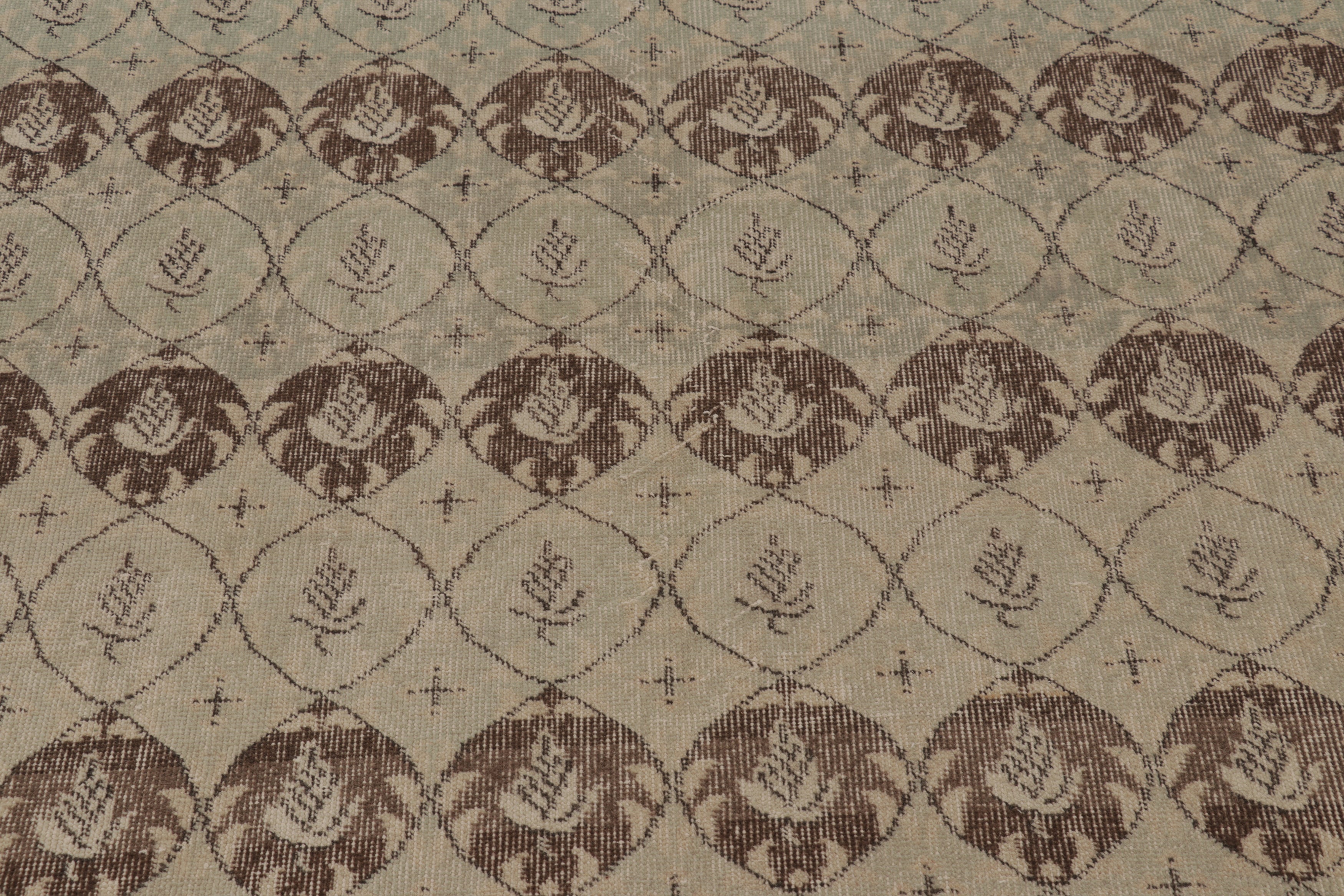 Nicky Kehoe - Turkish Floral Trellis Rug 4’5 X 8’1