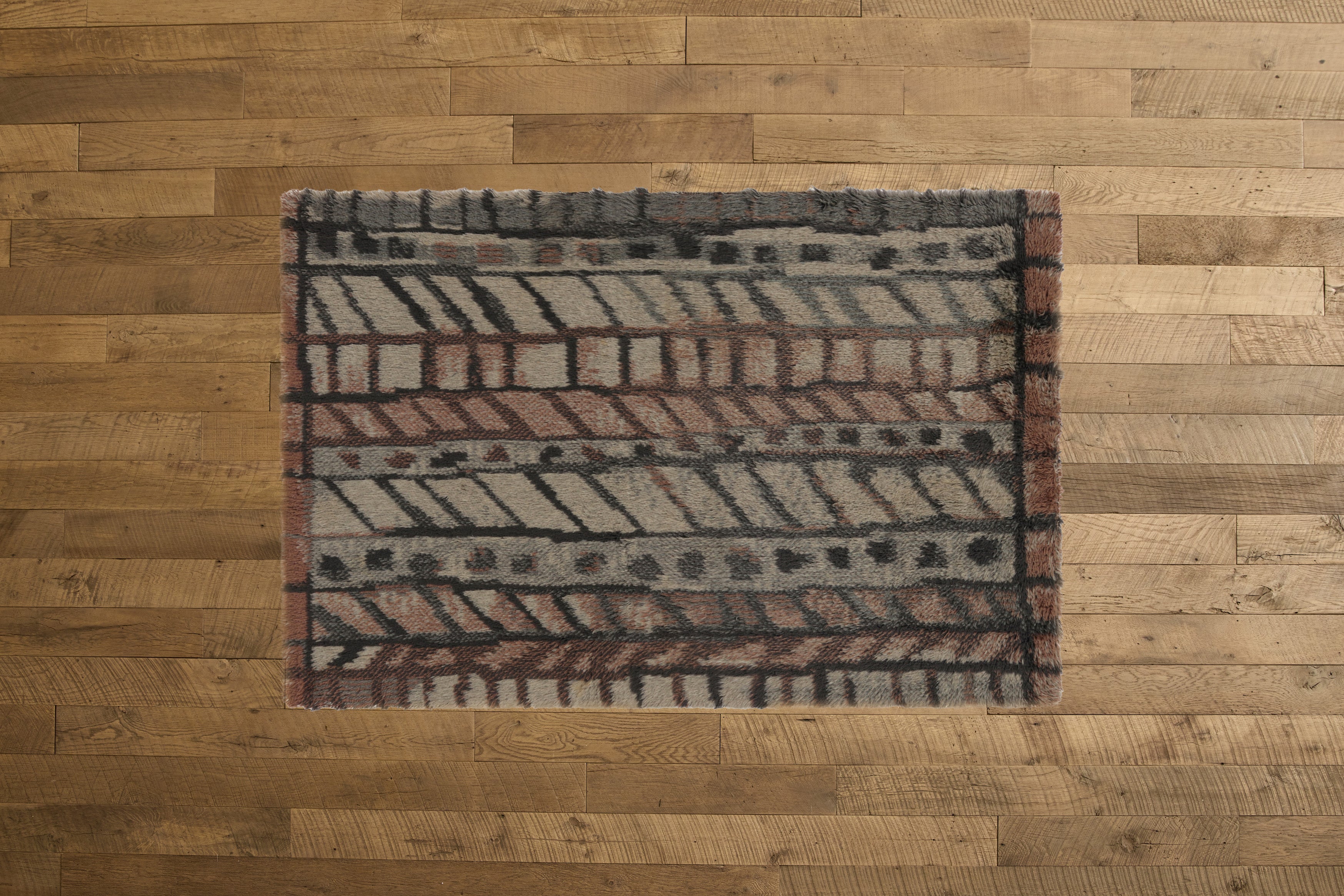 Nicky Kehoe - Swedish Rya Rug 4’ X 6’