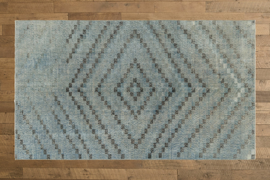 Nicky Kehoe - Turkish Blue Diamond Pattern Rug 4’7 X 8’1