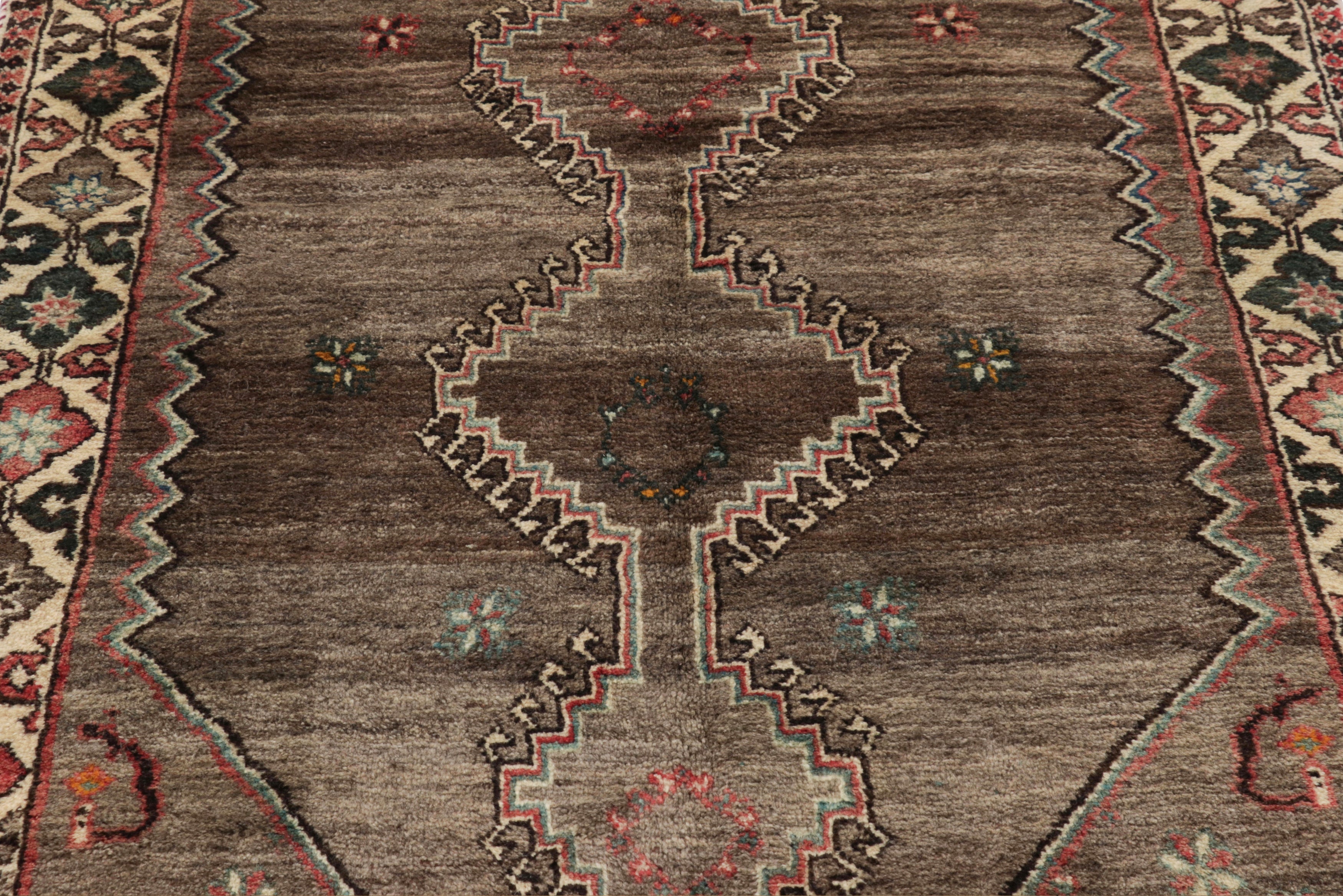 Nicky Kehoe - Geometric Medallion Rug 3’11 X 6’5